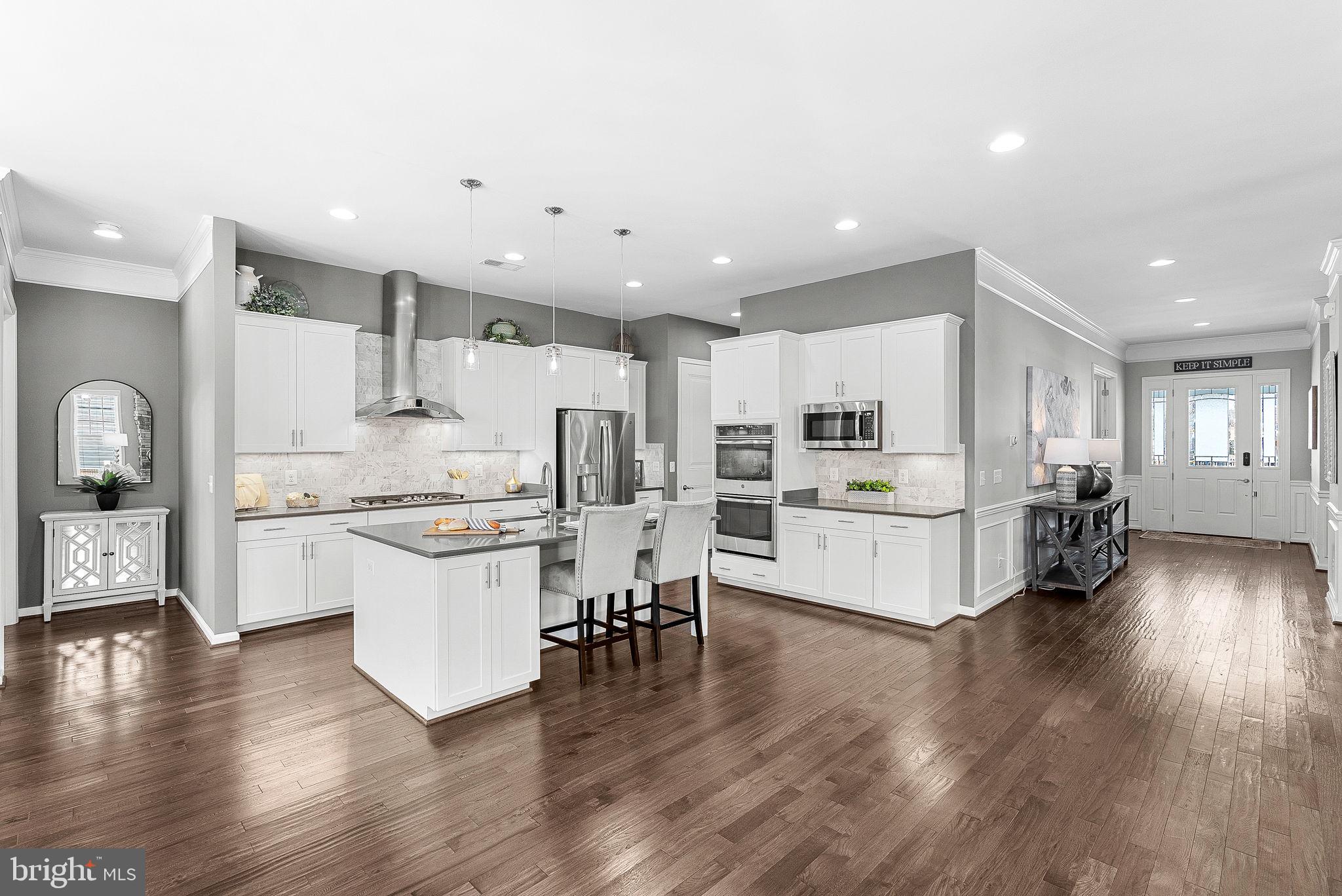 MEADOWBROOK - Residential