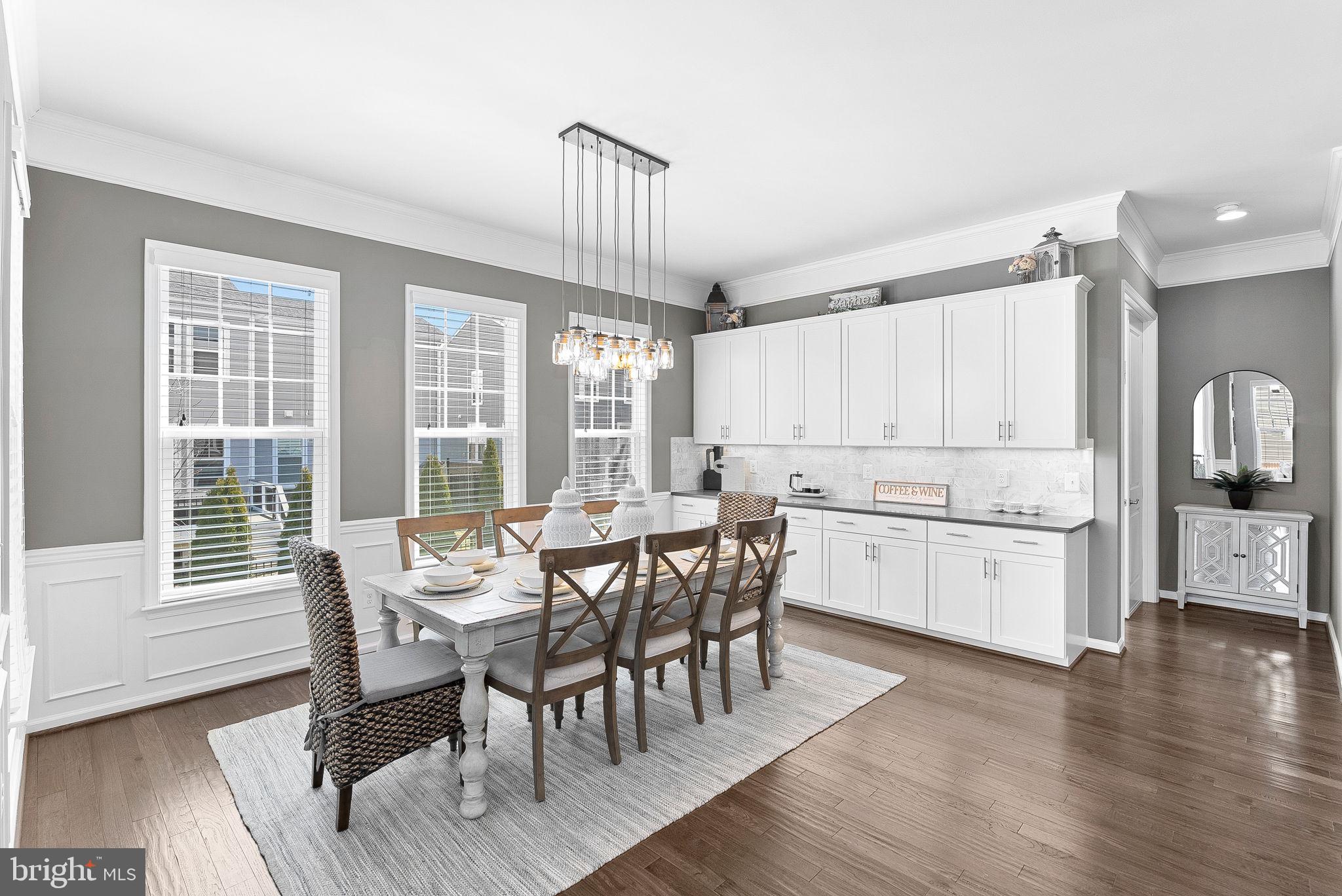 MEADOWBROOK - Residential