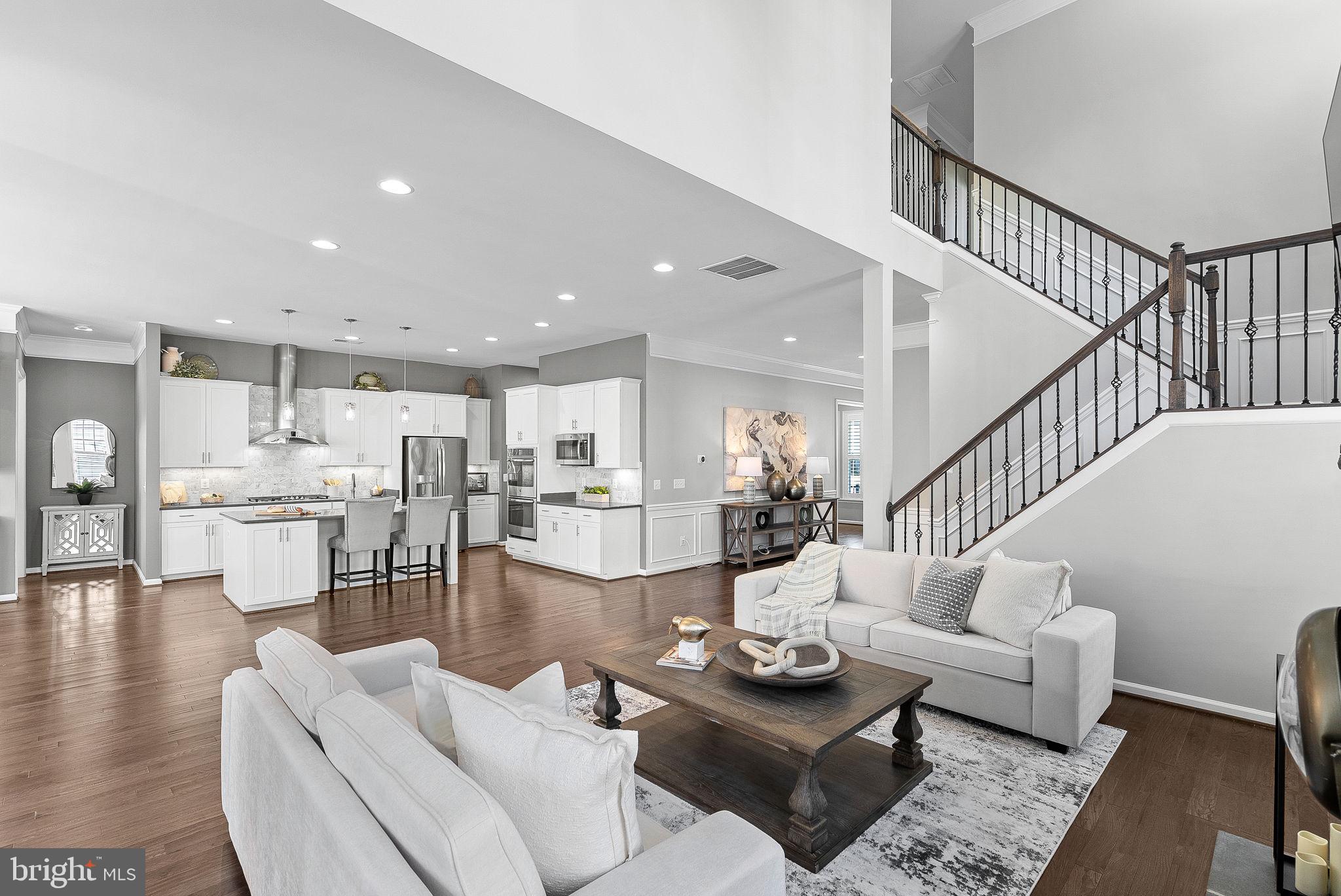 MEADOWBROOK - Residential