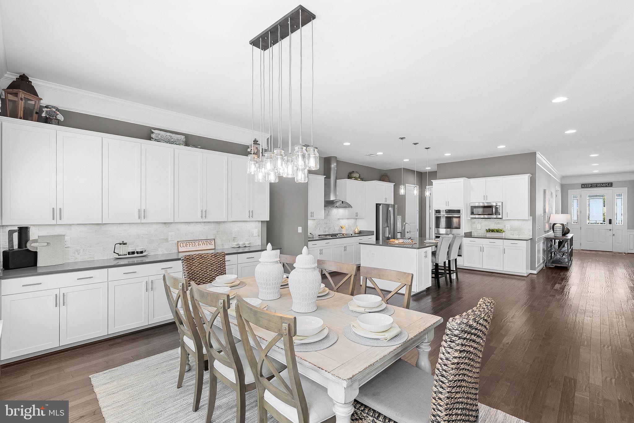 MEADOWBROOK - Residential