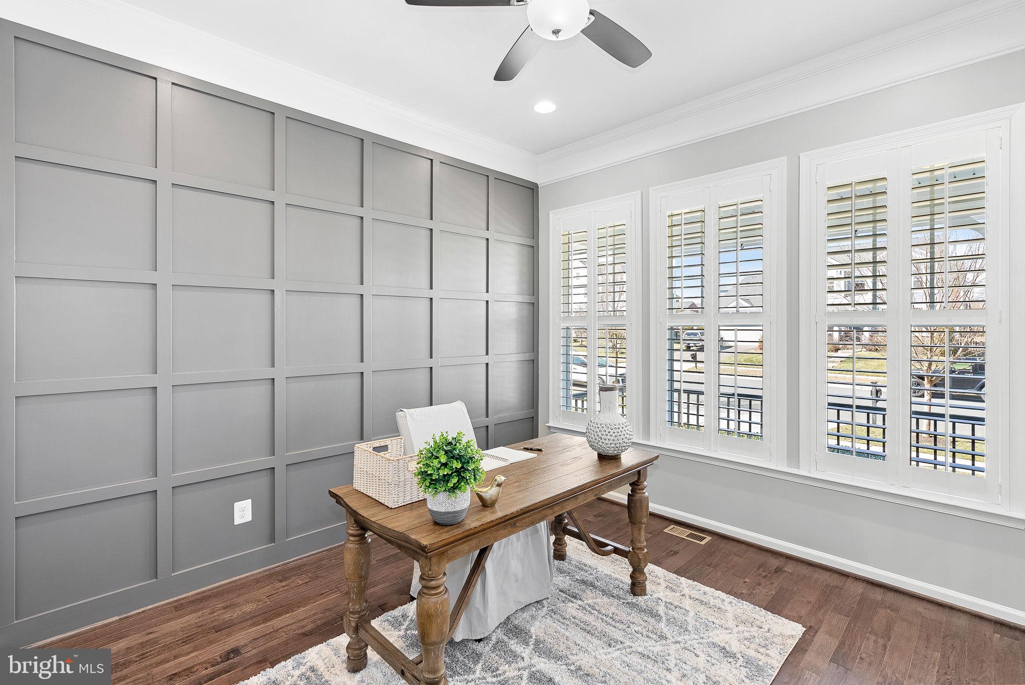 MEADOWBROOK - Residential