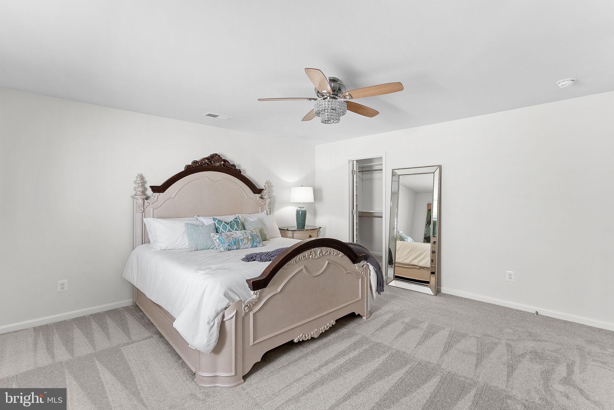 MEADOWBROOK - Residential