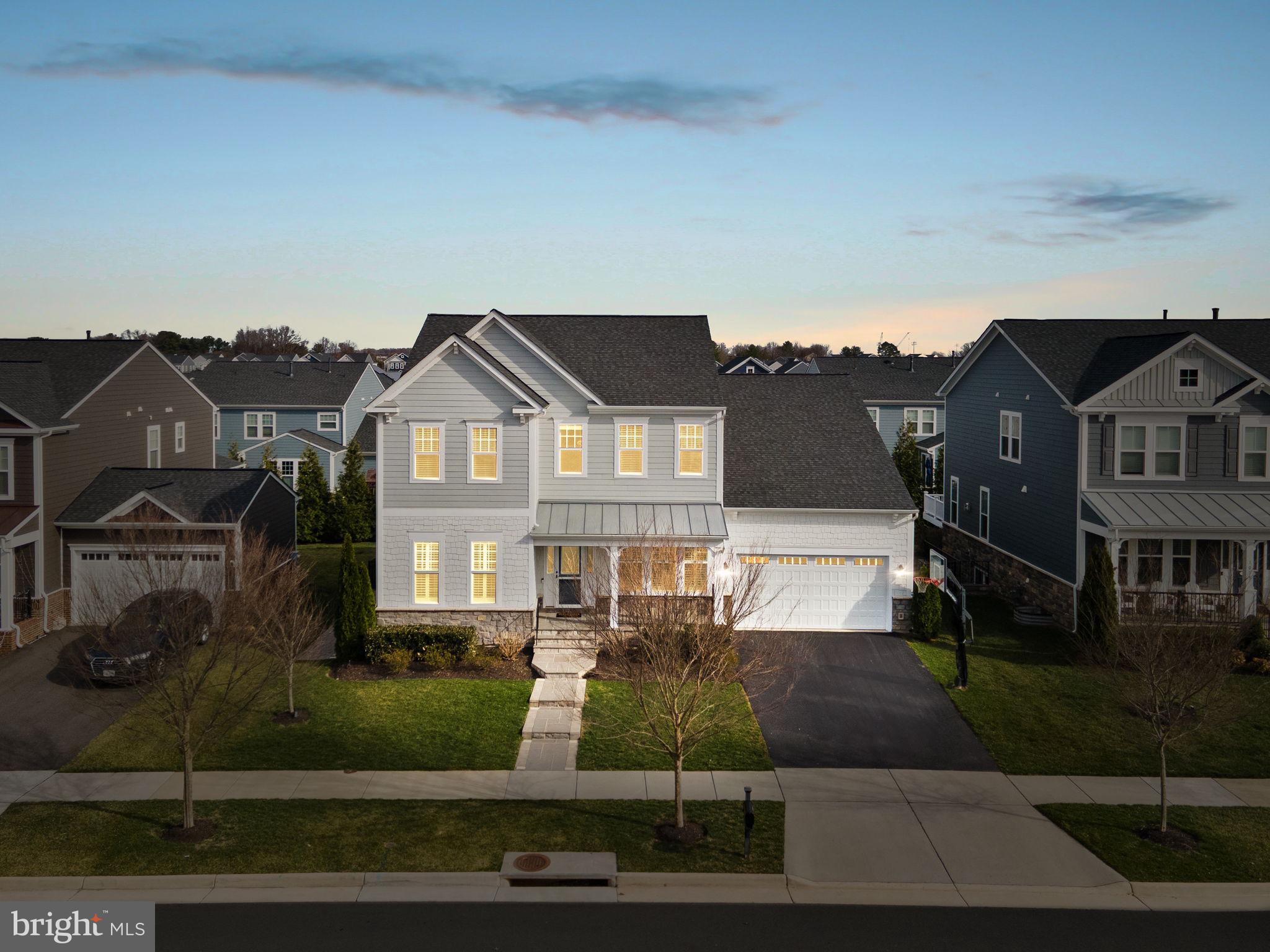 MEADOWBROOK - Residential