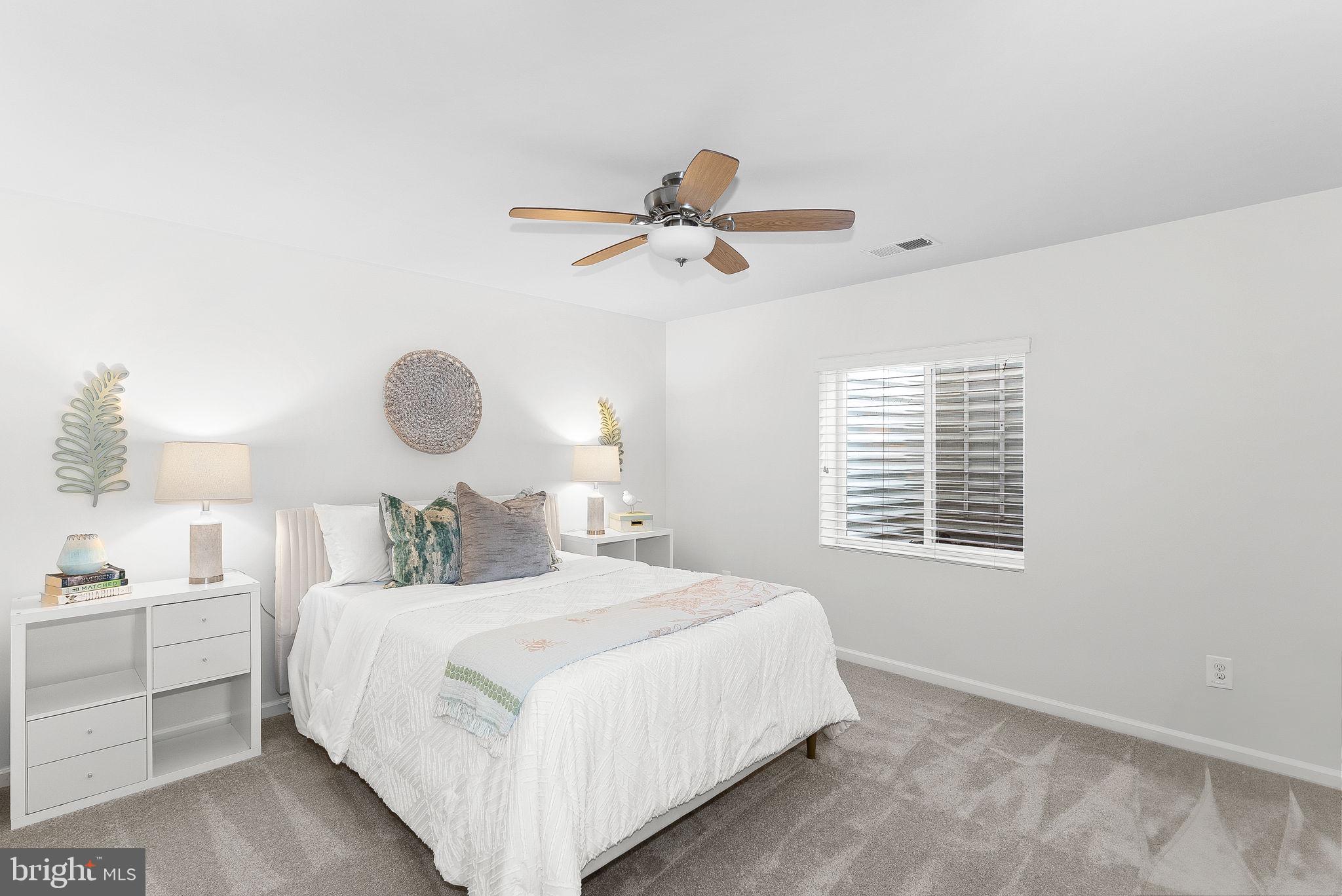 MEADOWBROOK - Residential