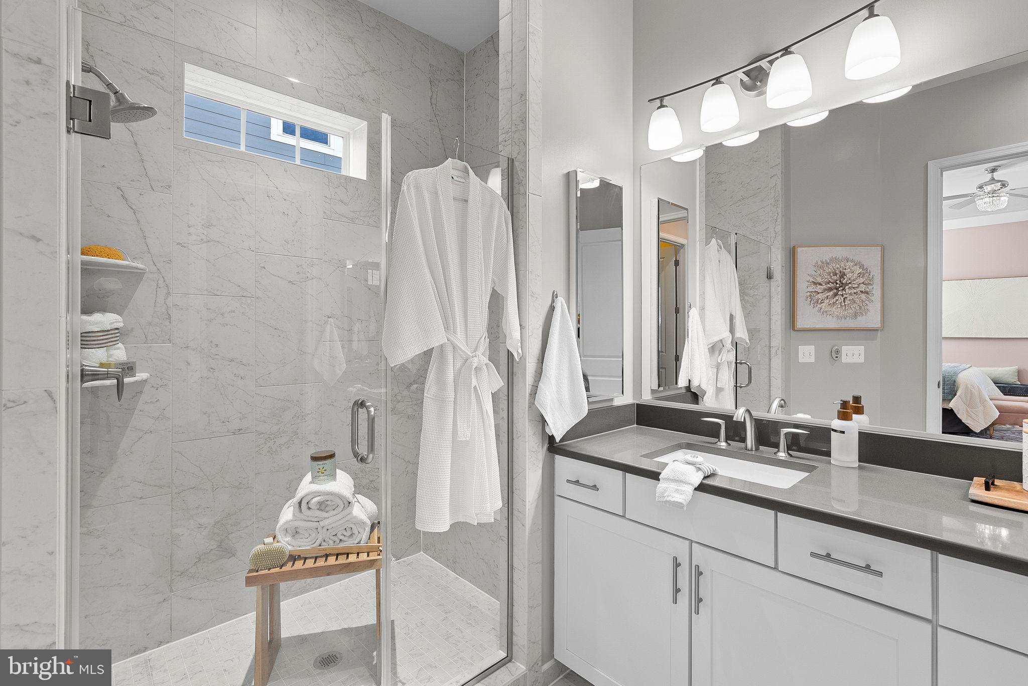 MEADOWBROOK - Residential