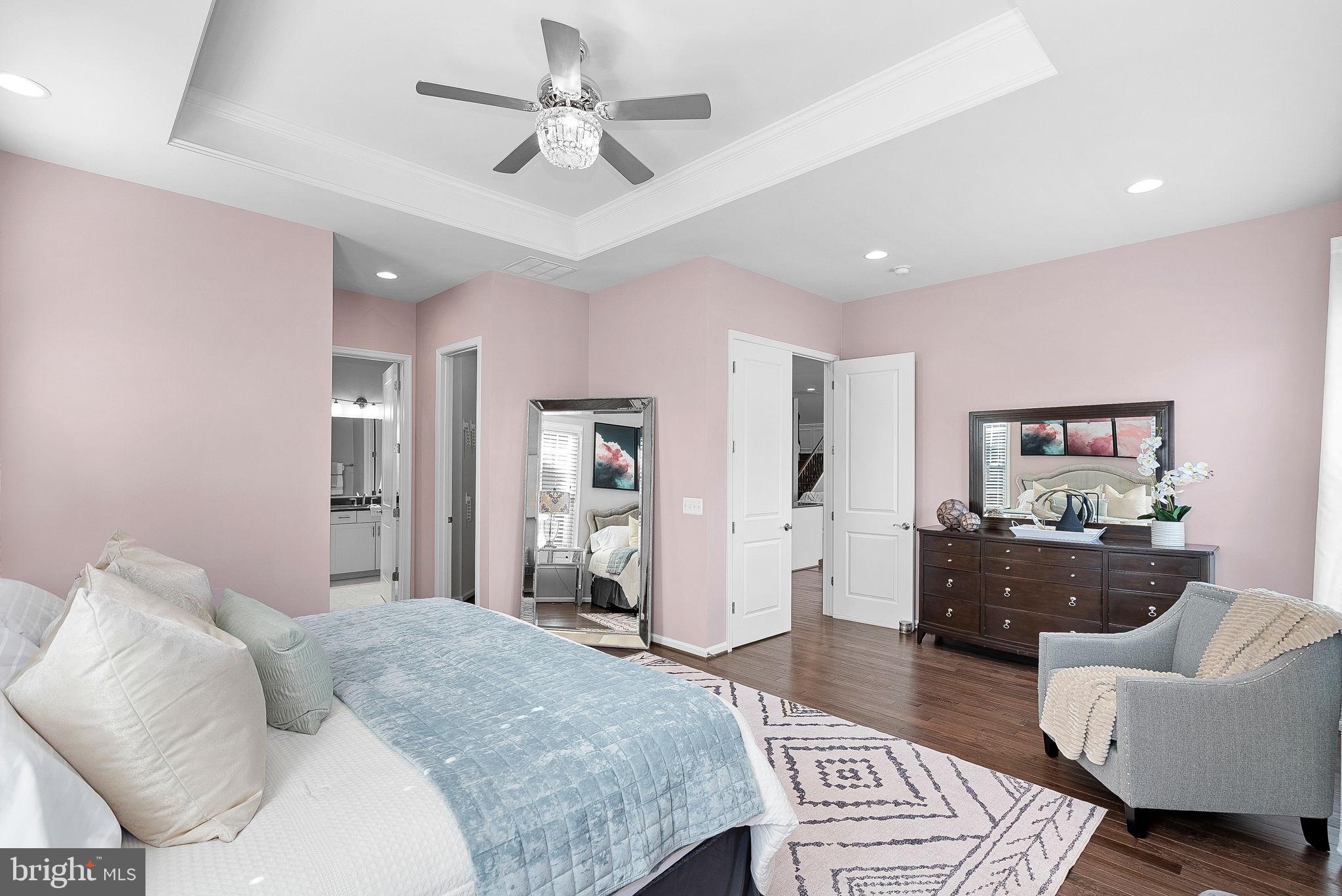 MEADOWBROOK - Residential