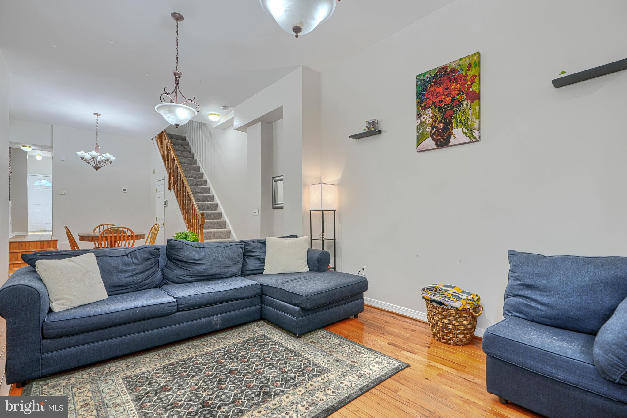 100 N LUZERNE AVENUE