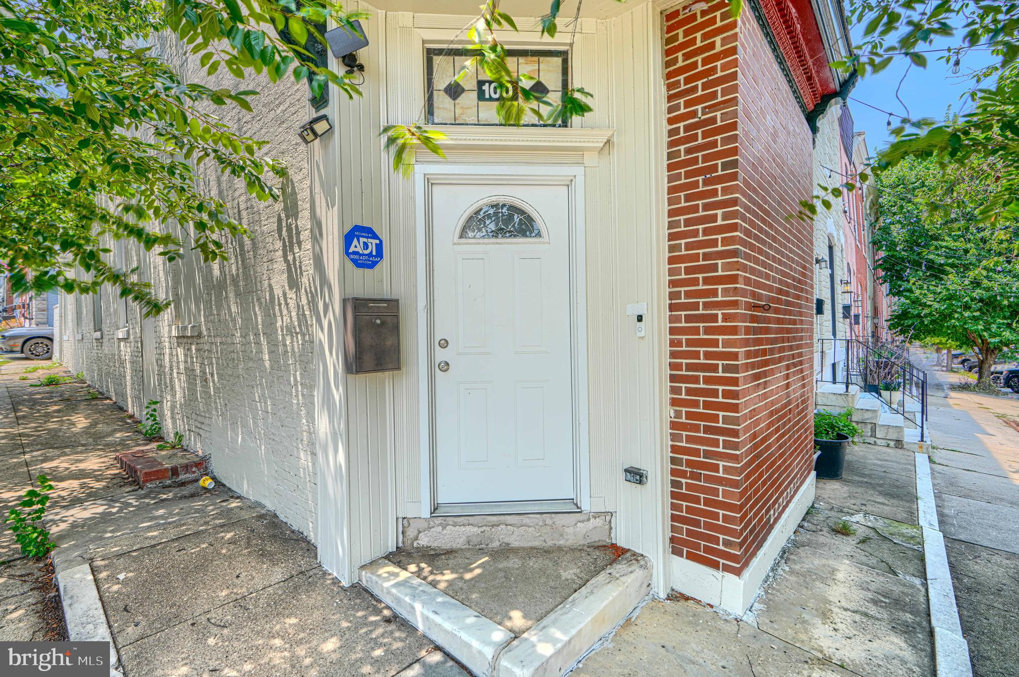 100 N LUZERNE AVENUE