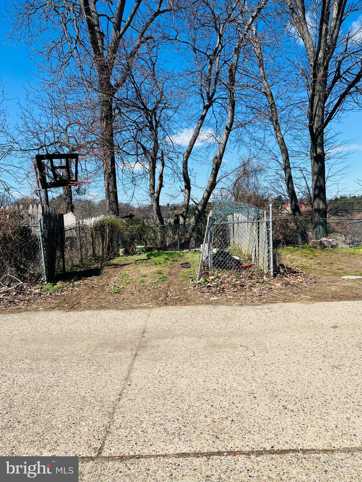 PHILADELPHIA - Residential