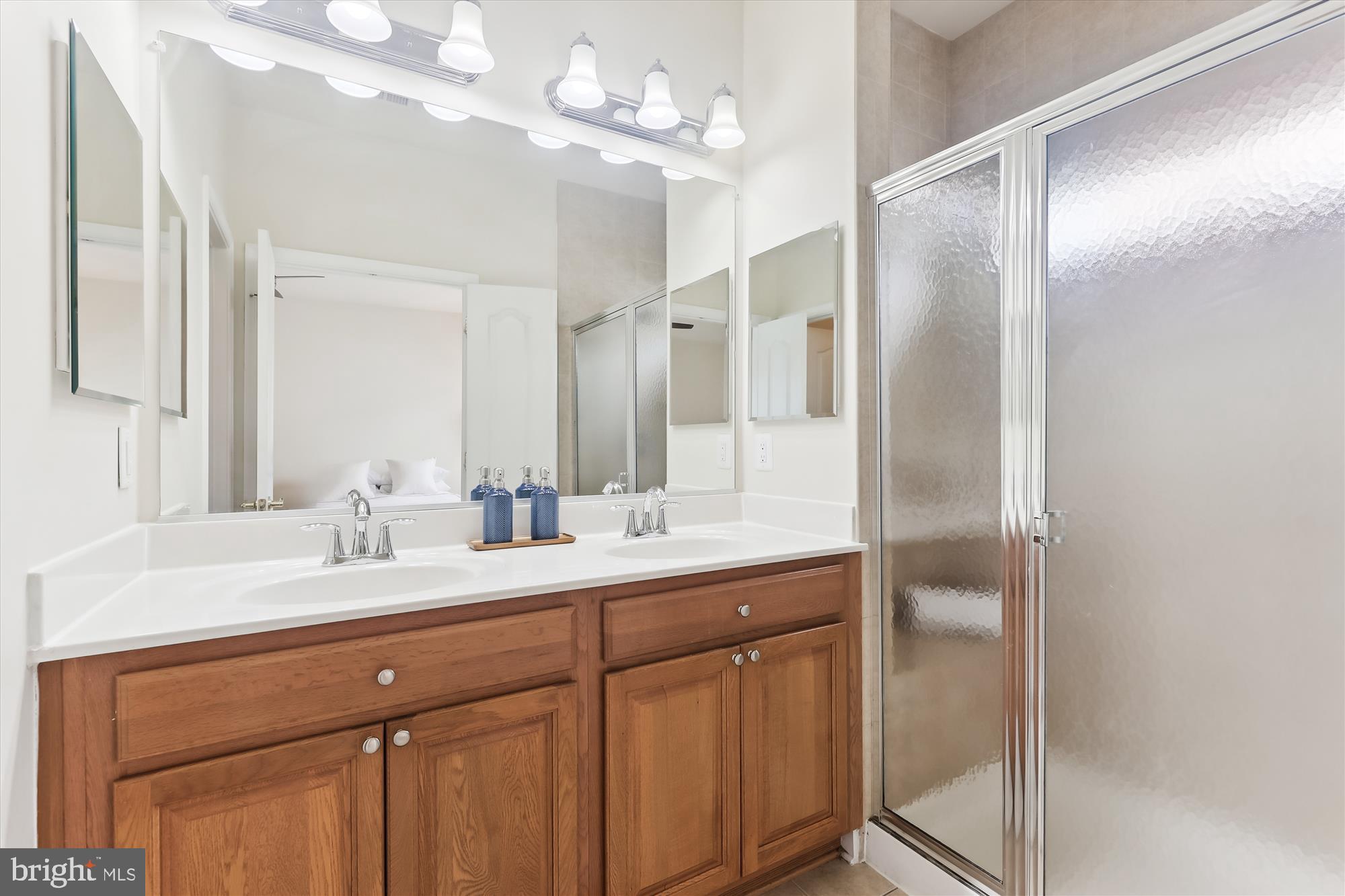 VICTORY PROMENADE - Residential