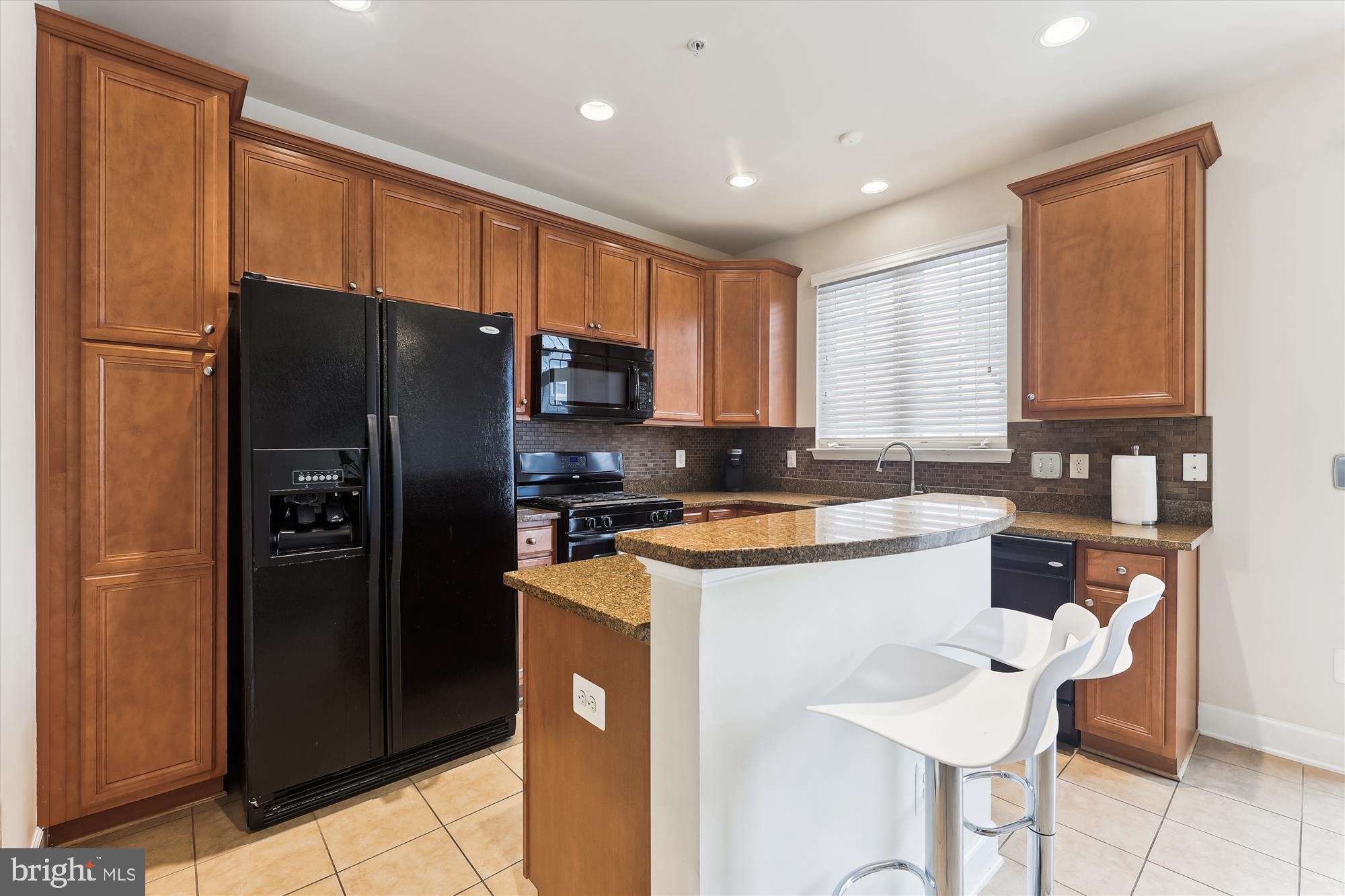 VICTORY PROMENADE - Residential