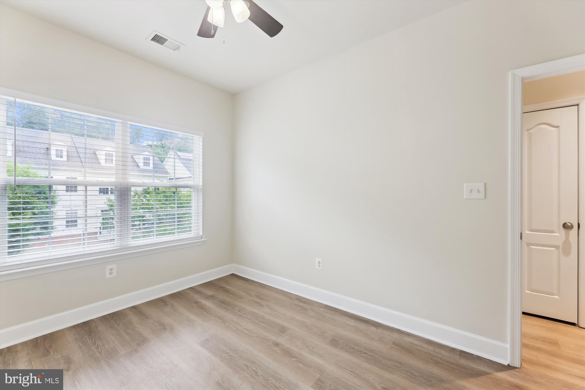 VICTORY PROMENADE - Residential