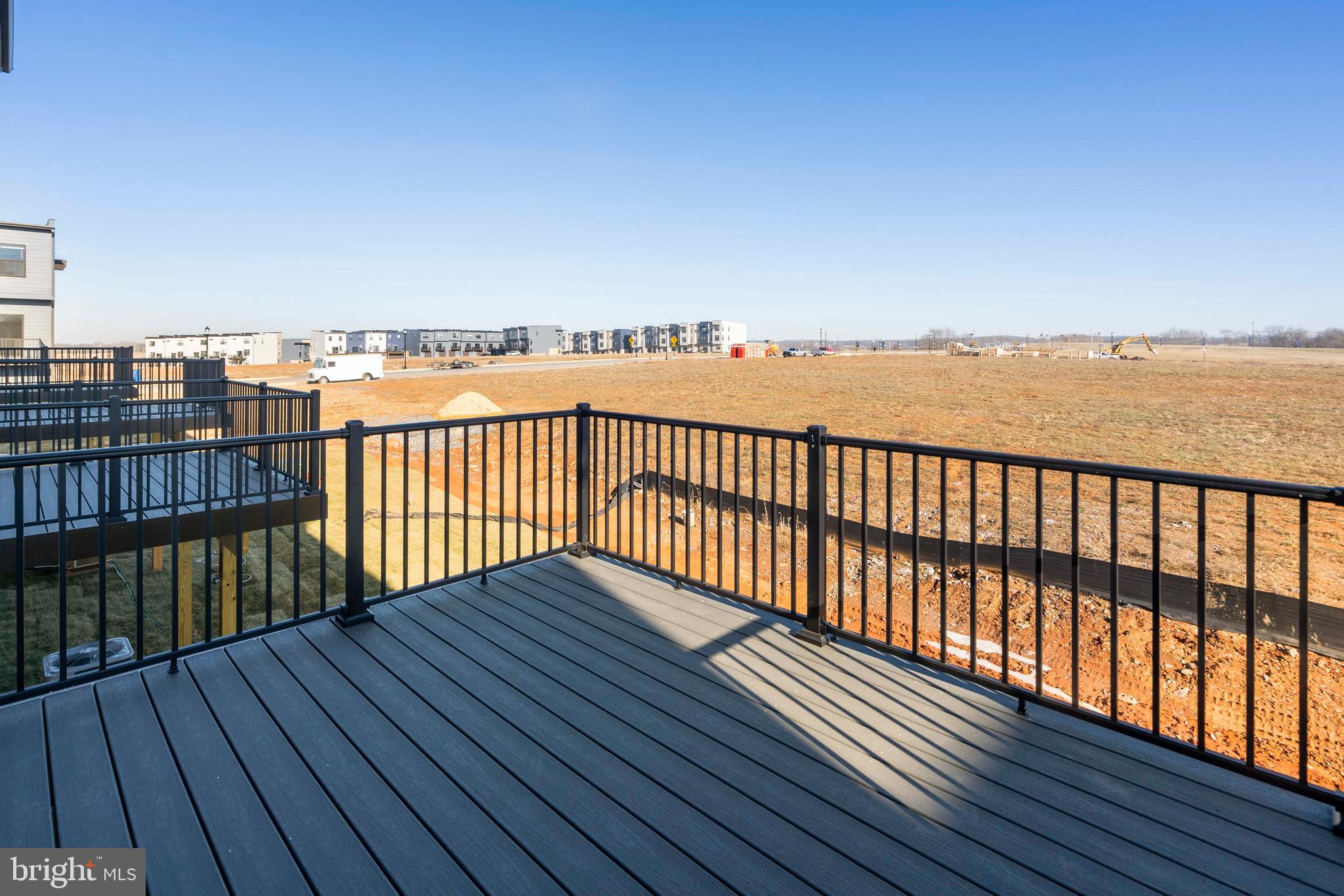 RENN QUARTER - Residential Lease