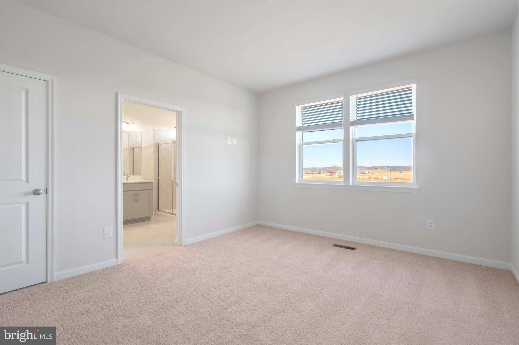 RENN QUARTER - Residential Lease