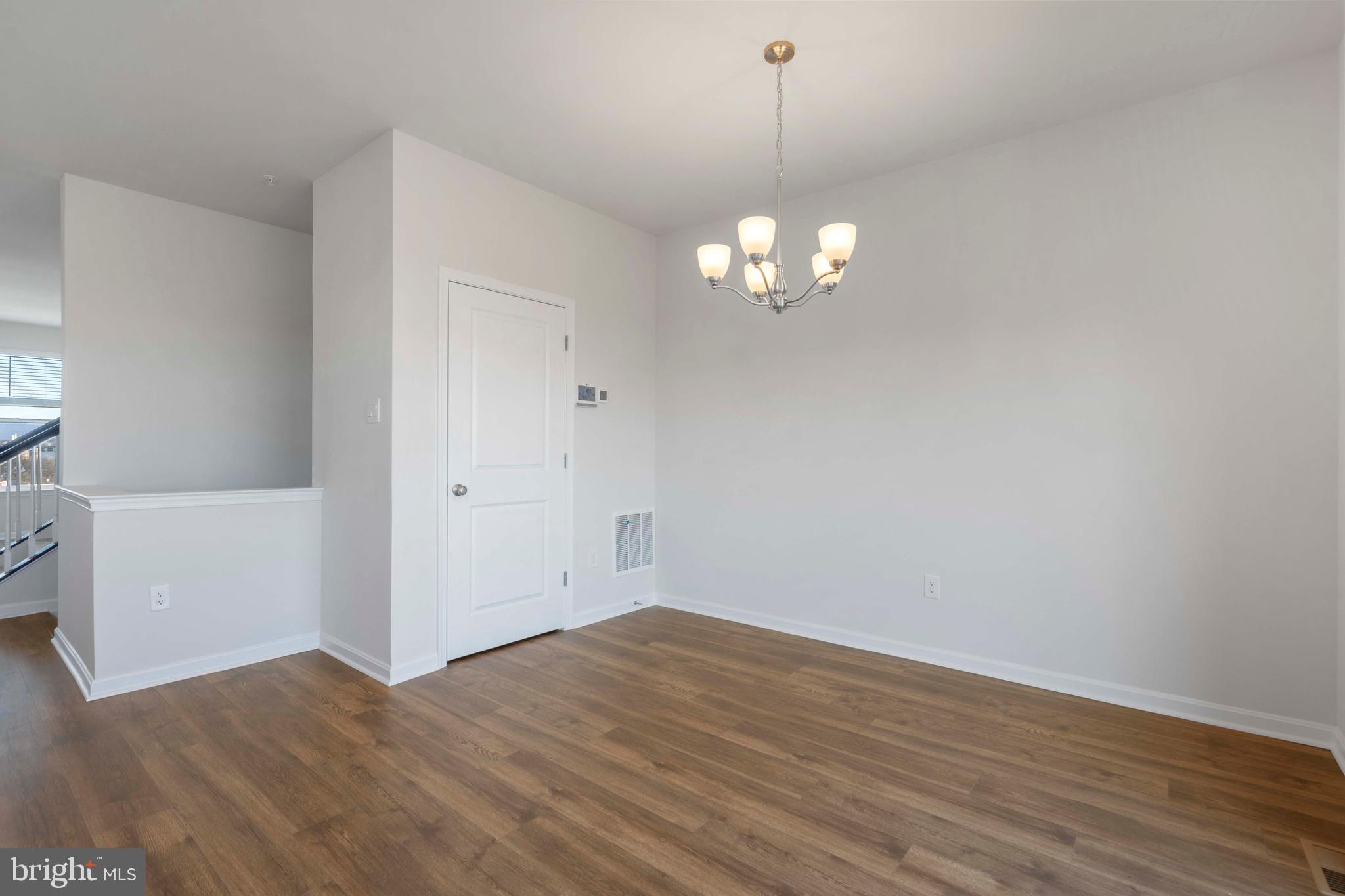 RENN QUARTER - Residential Lease