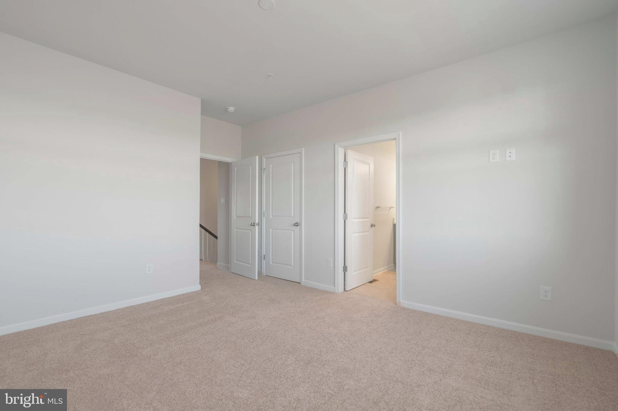 RENN QUARTER - Residential Lease