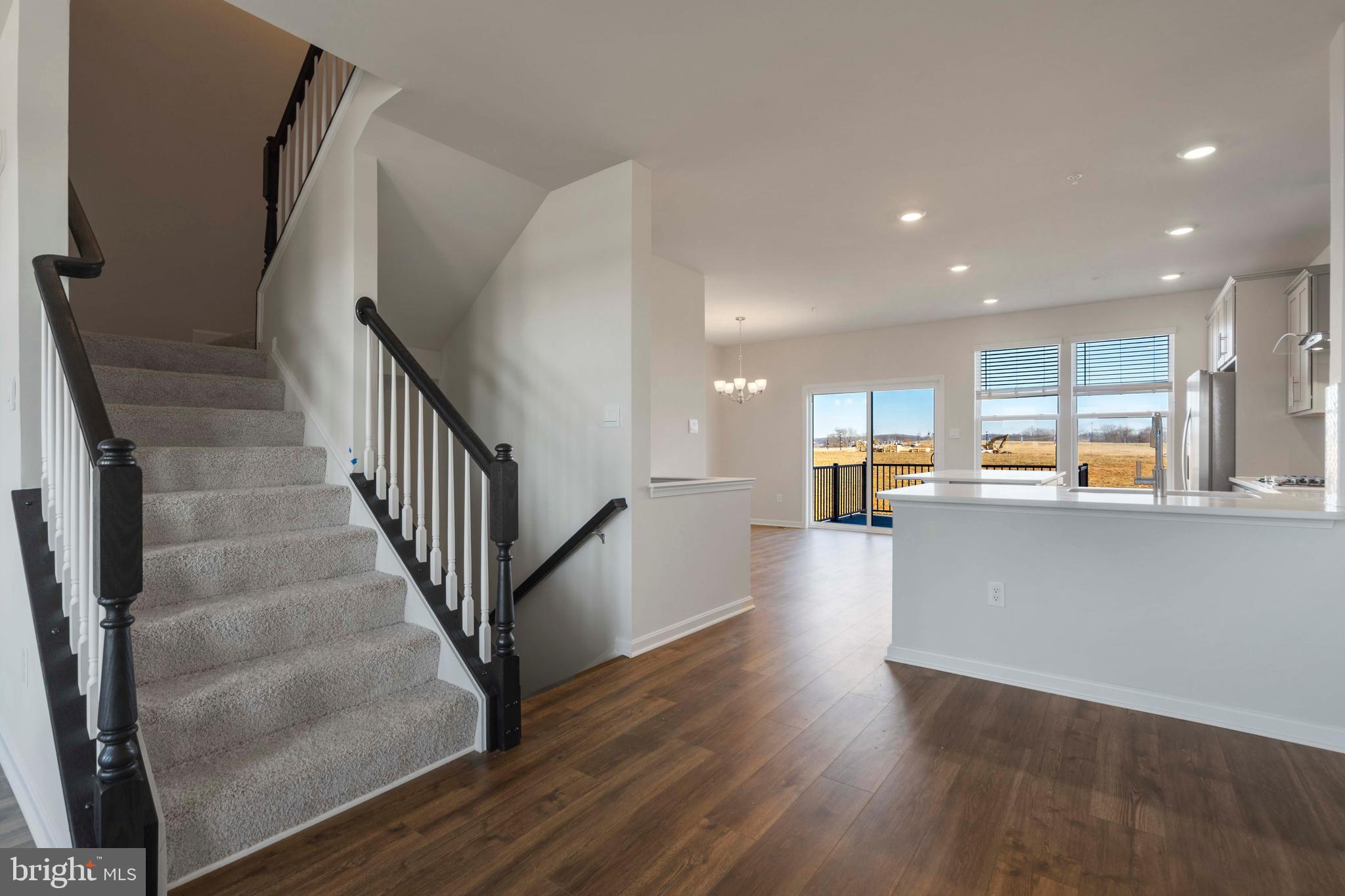 RENN QUARTER - Residential Lease