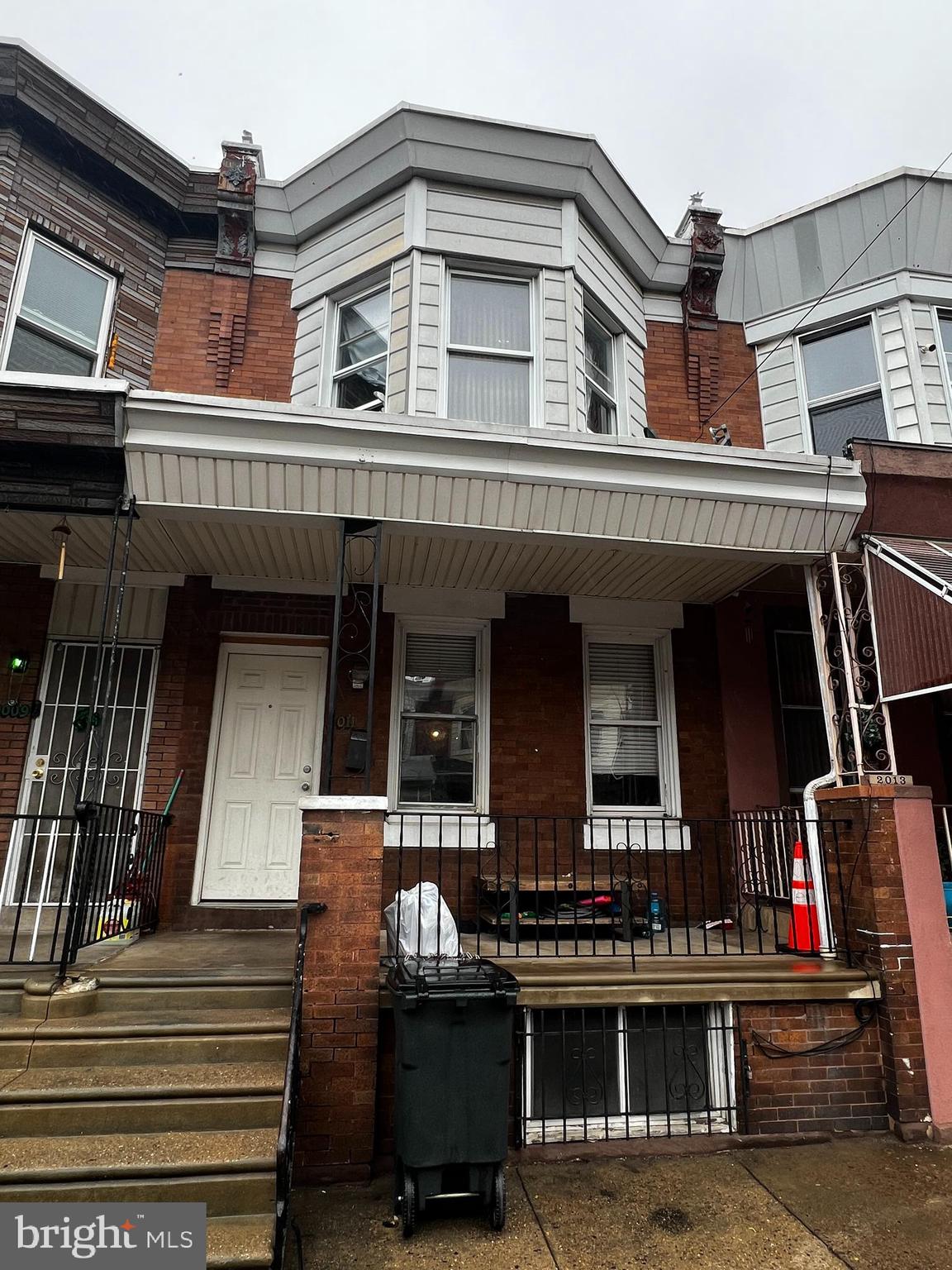 KENSINGTON - Residential