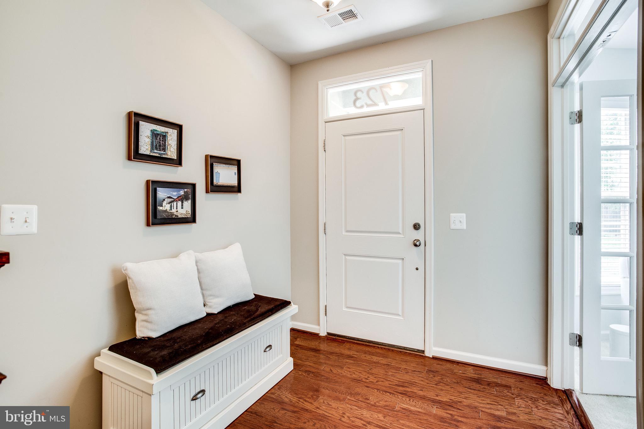 POTOMAC OVERLOOK CONDO - Residential