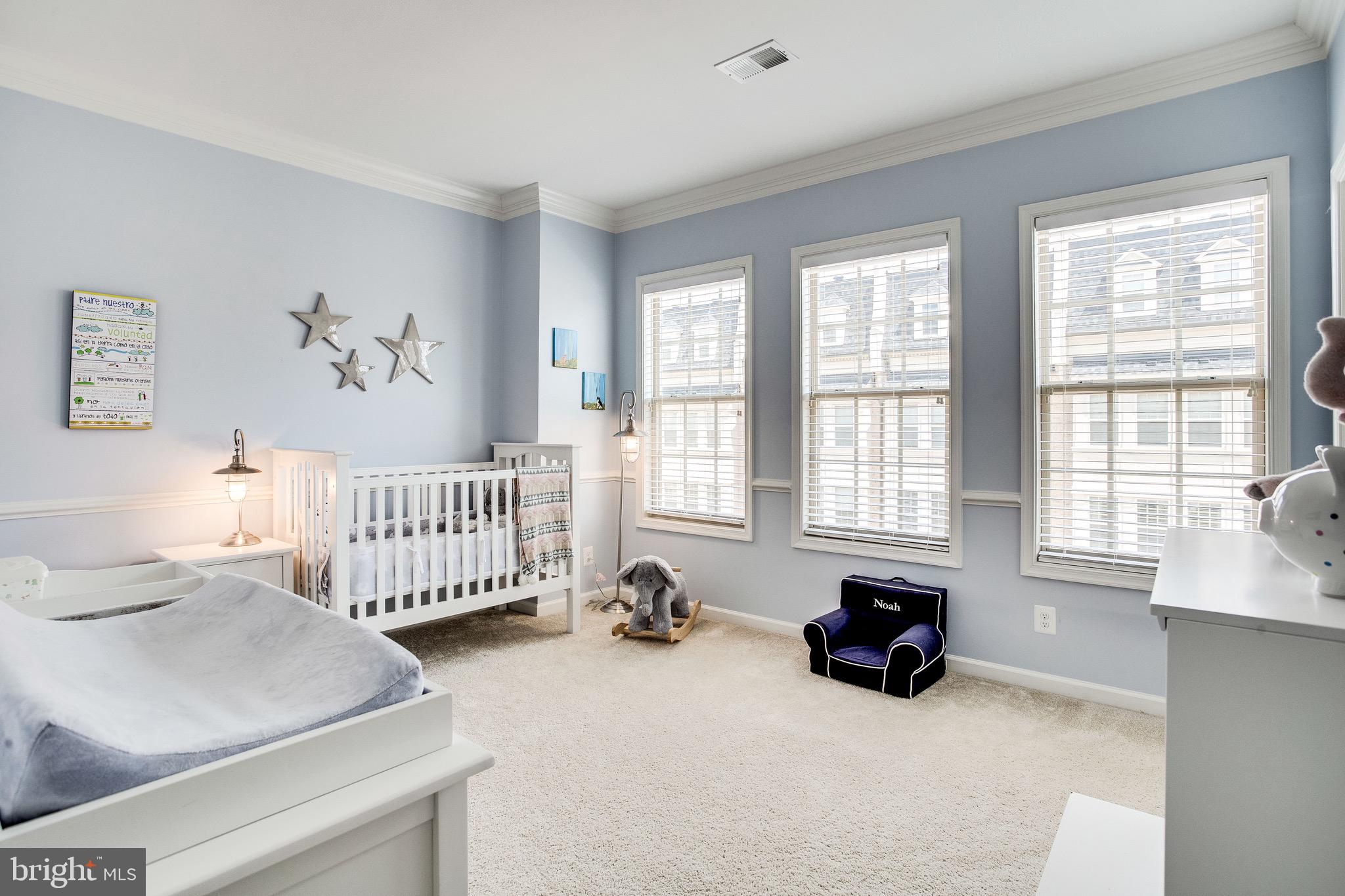 POTOMAC OVERLOOK CONDO - Residential