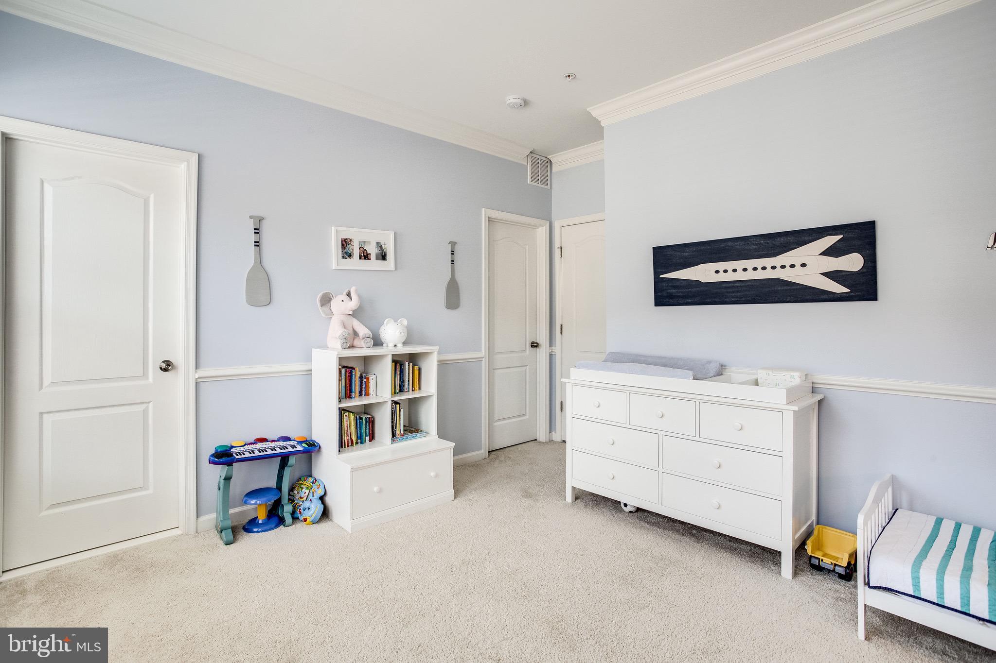 POTOMAC OVERLOOK CONDO - Residential