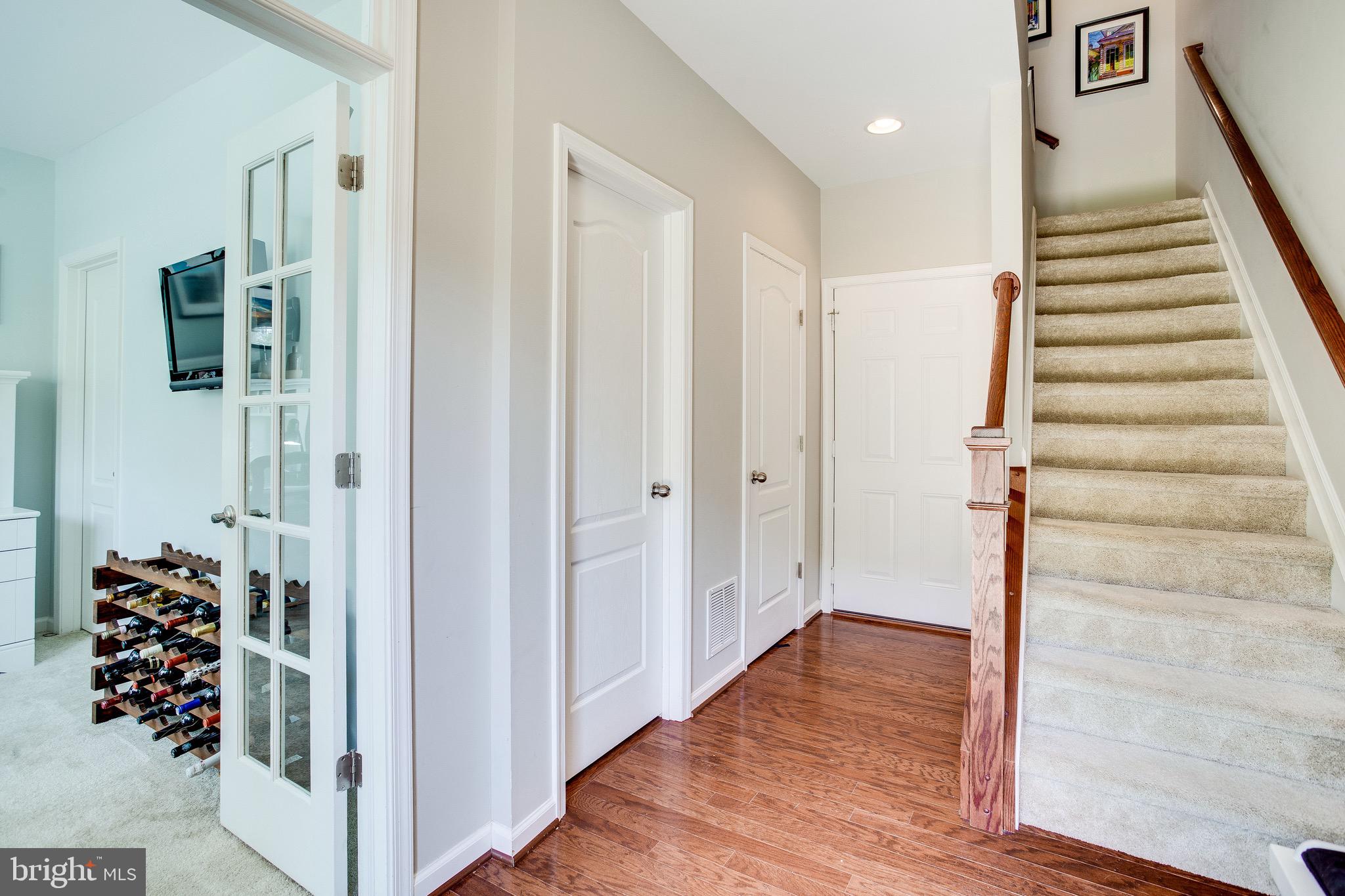 POTOMAC OVERLOOK CONDO - Residential