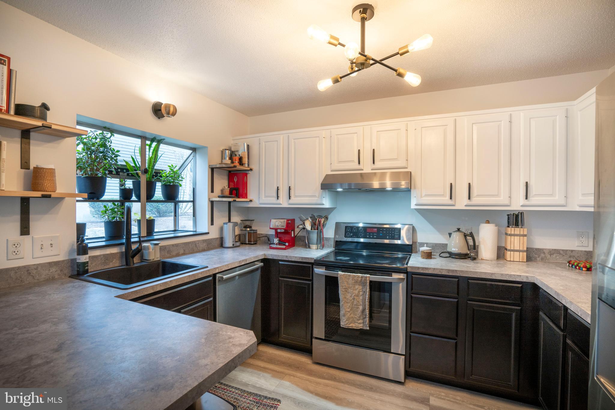 CEDAR KNOLL - Residential