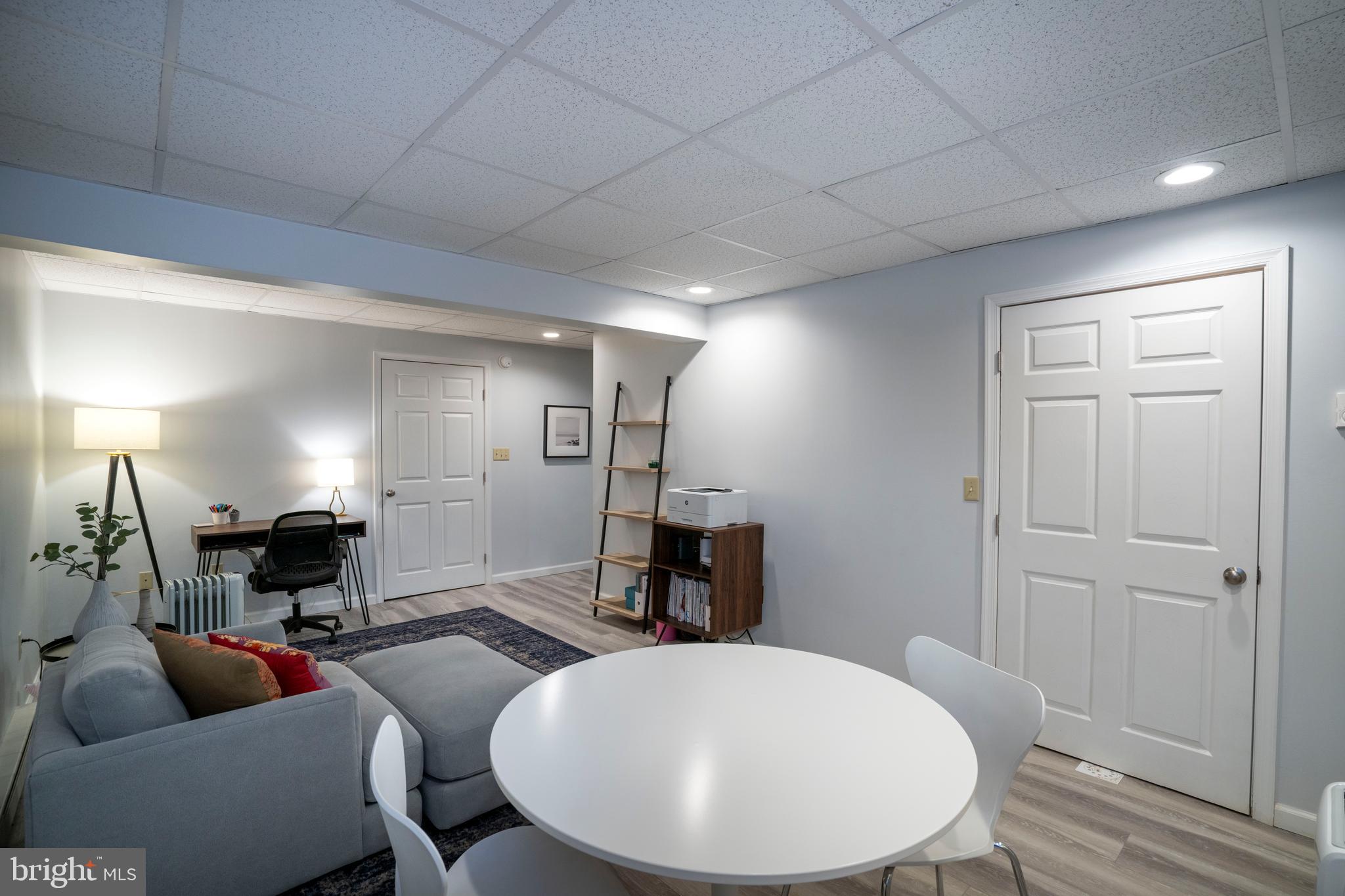 CEDAR KNOLL - Residential