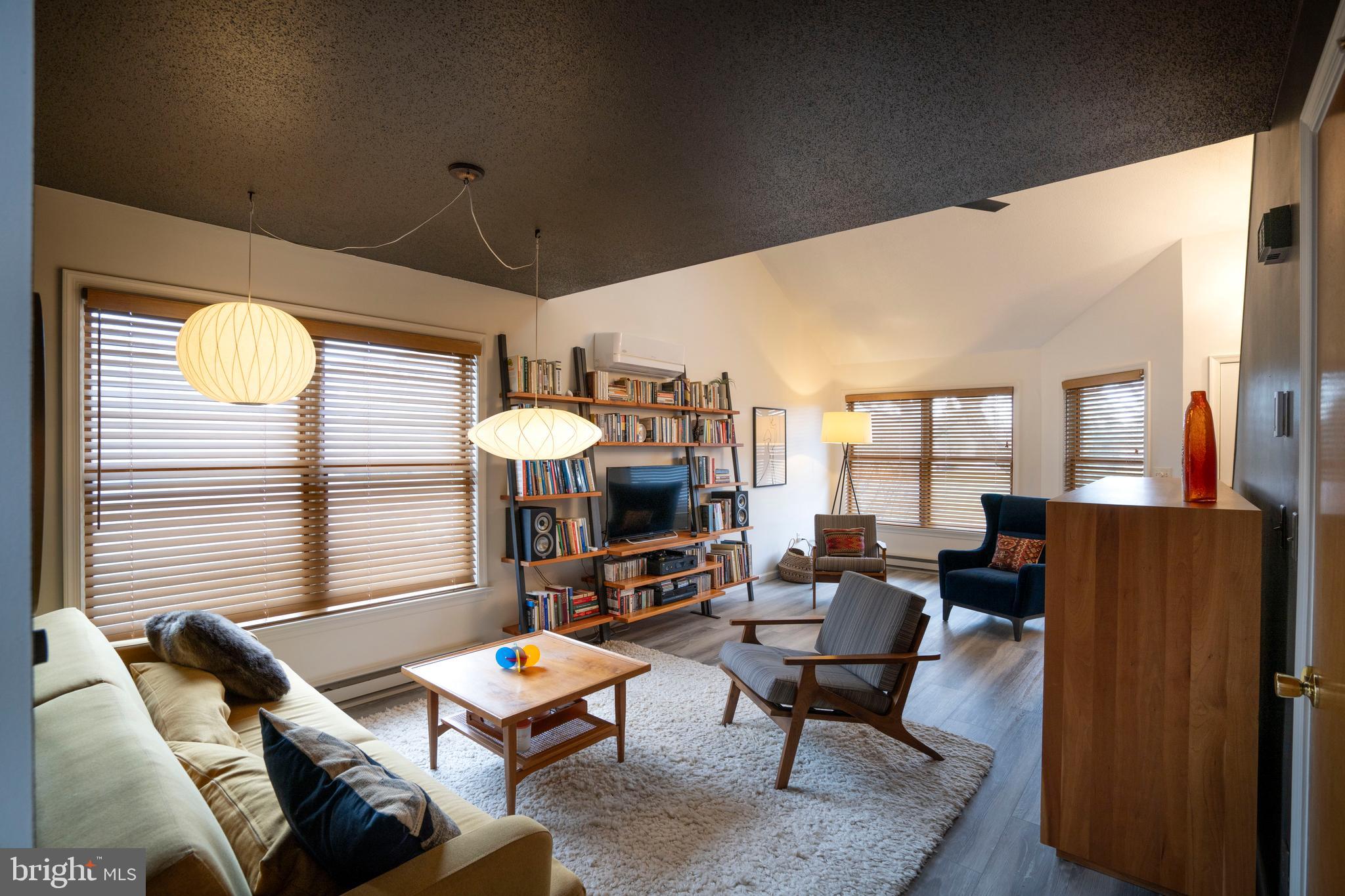 CEDAR KNOLL - Residential