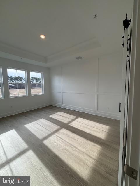 FOUR SEASONS AT EASTON - Residential Lease