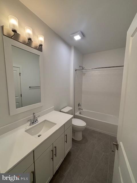 FOUR SEASONS AT EASTON - Residential Lease