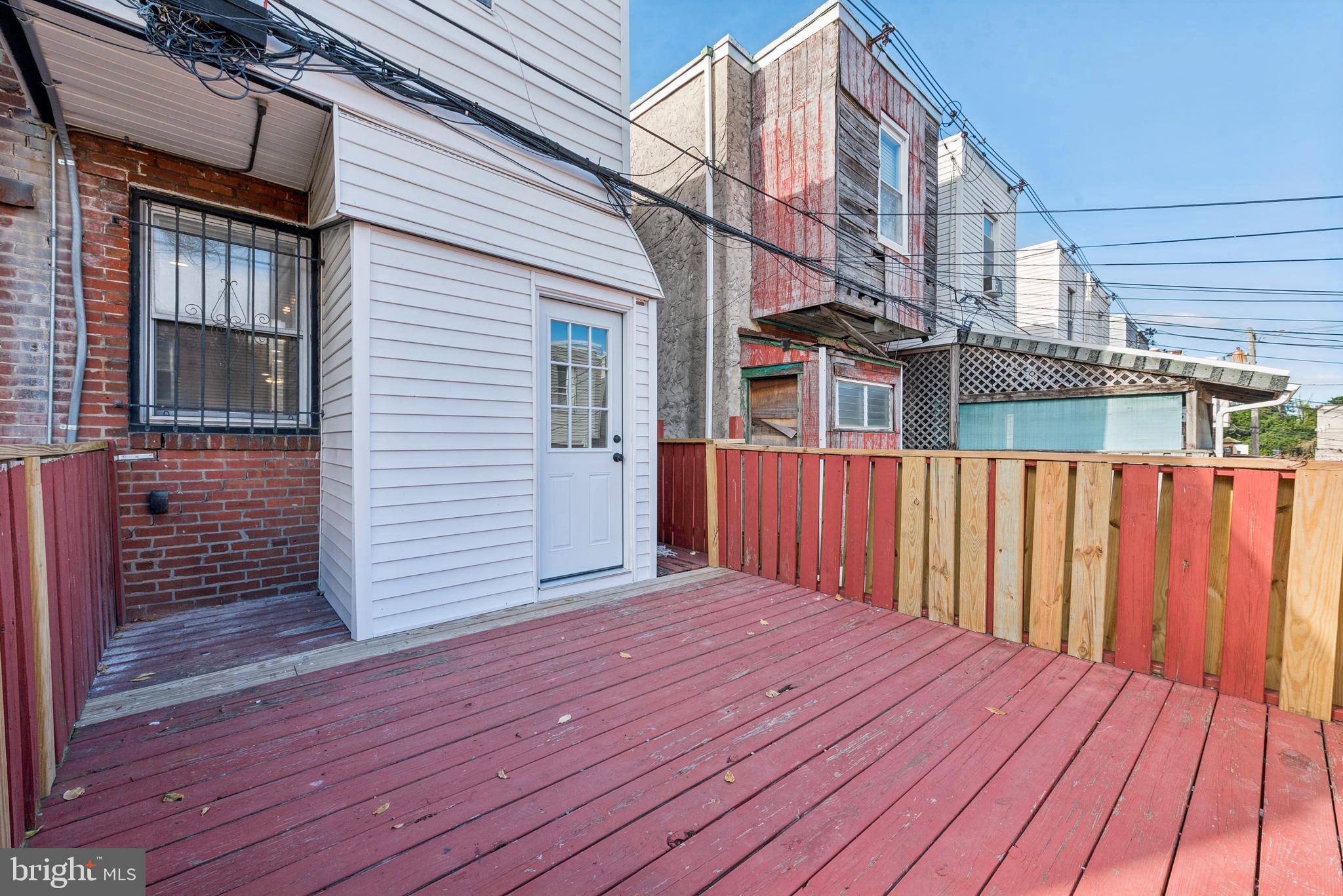 FERN ROCK - Residential Lease