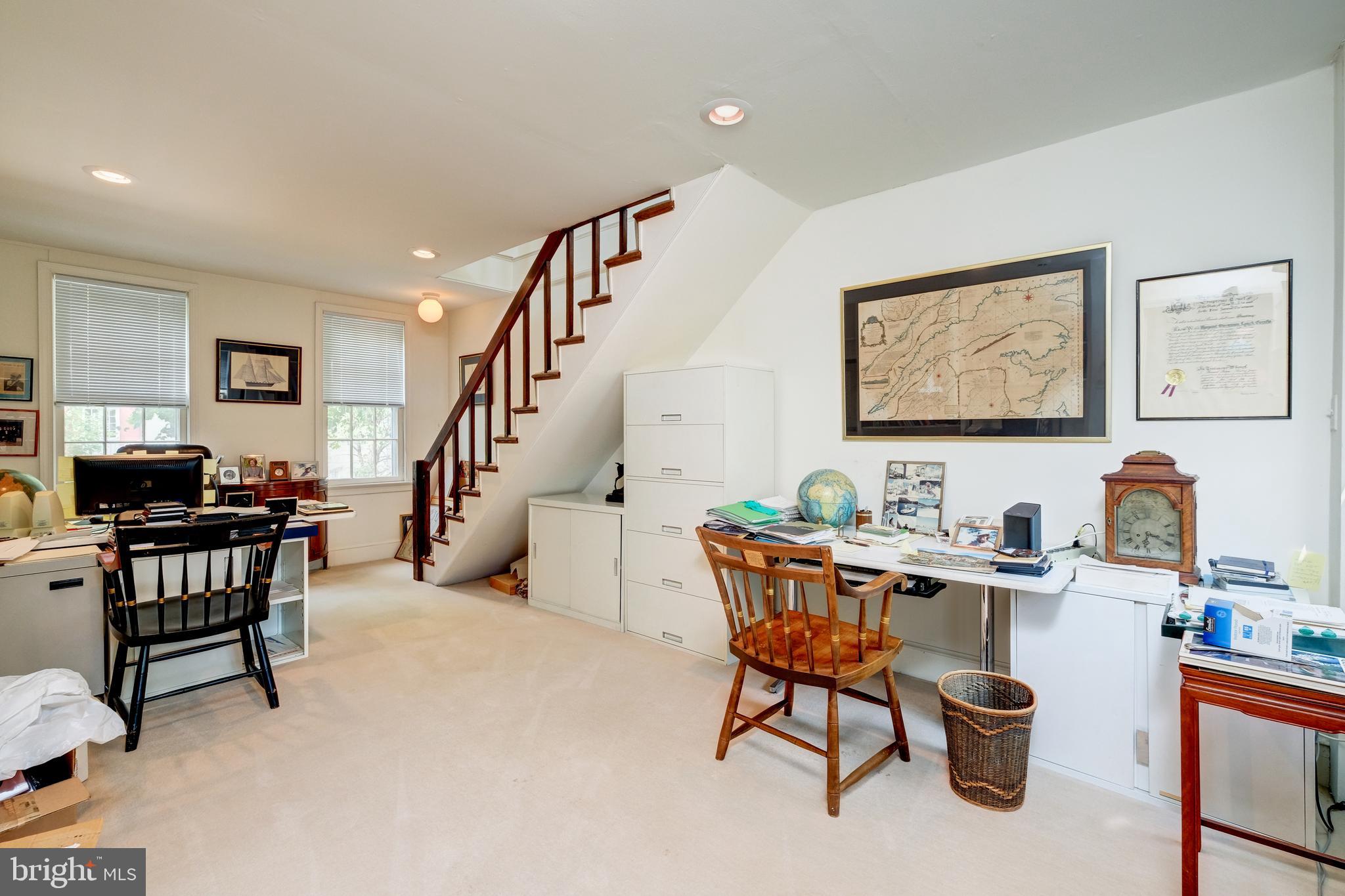 GEORGETOWN - Residential