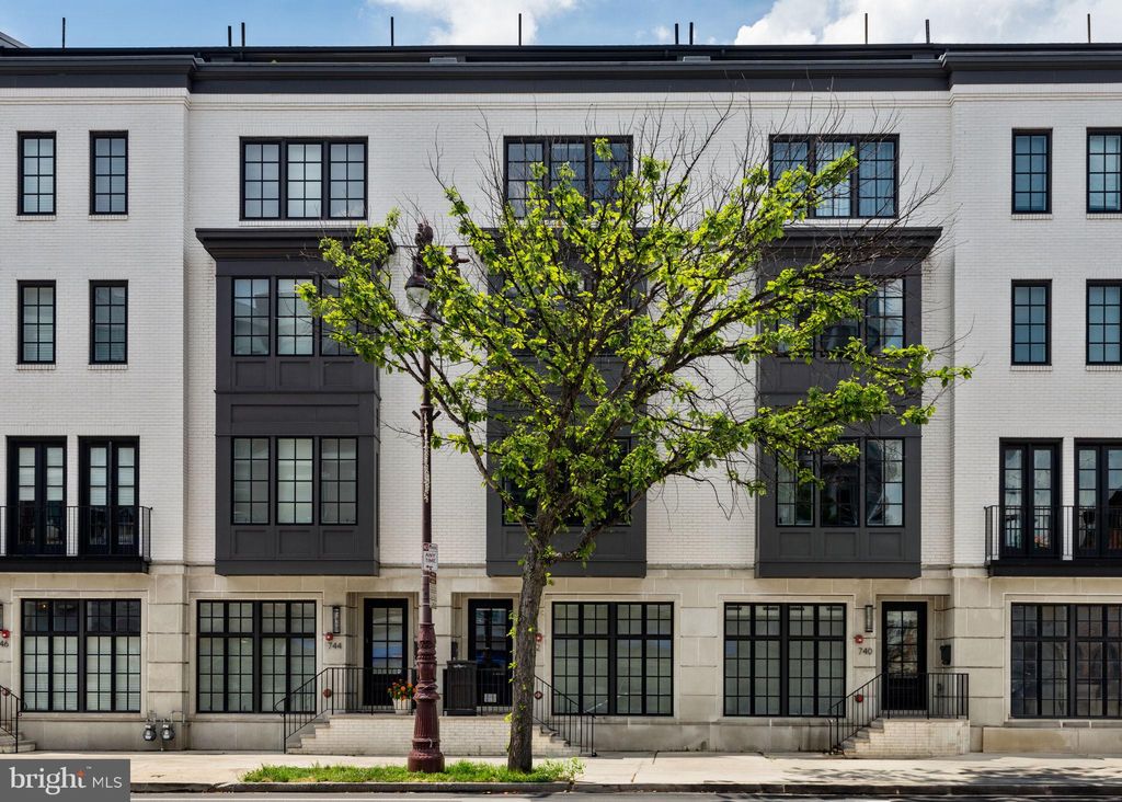 Photo of 742 S Broad Street, PHILADELPHIA, PA 19146 (MLS # PAPH2589134)