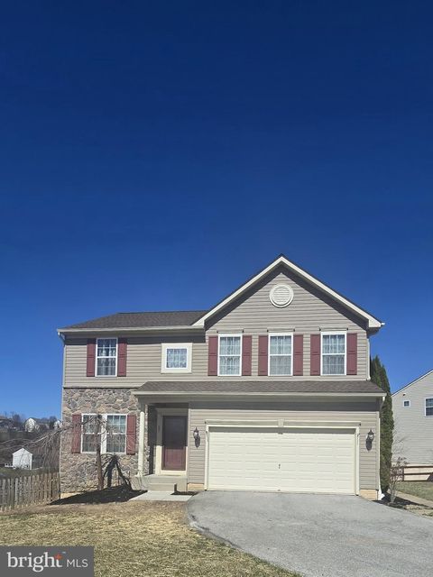 85 MALEK DRIVE HANOVER PA 17331