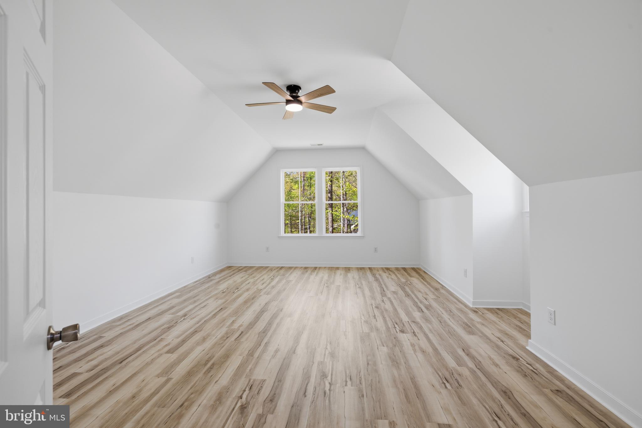 NOAH'S LANDING - Residential
