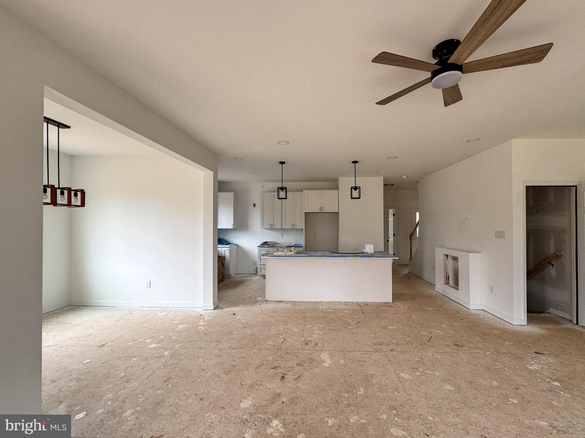 NOAH'S LANDING - Residential