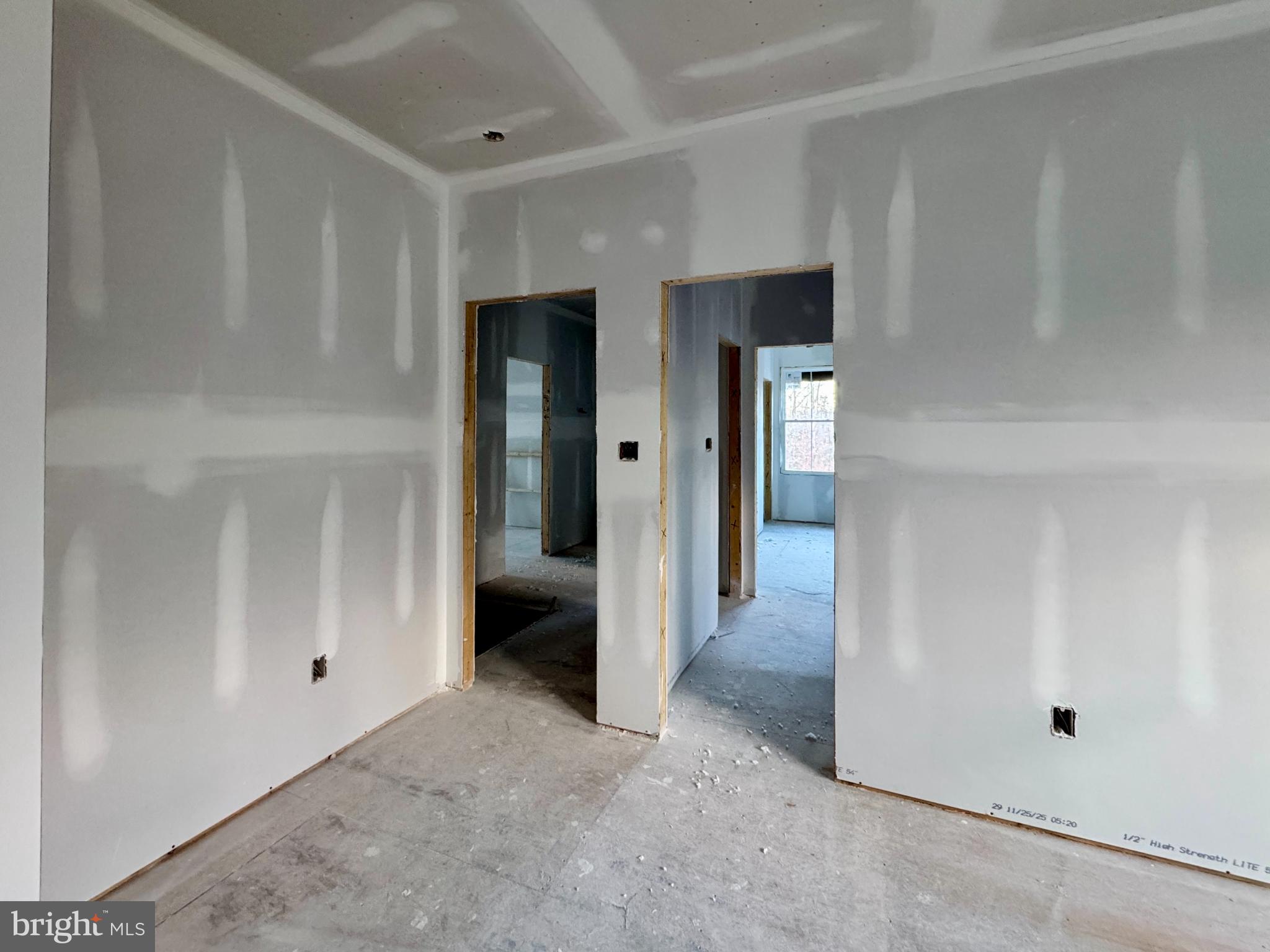 NOAH'S LANDING - Residential