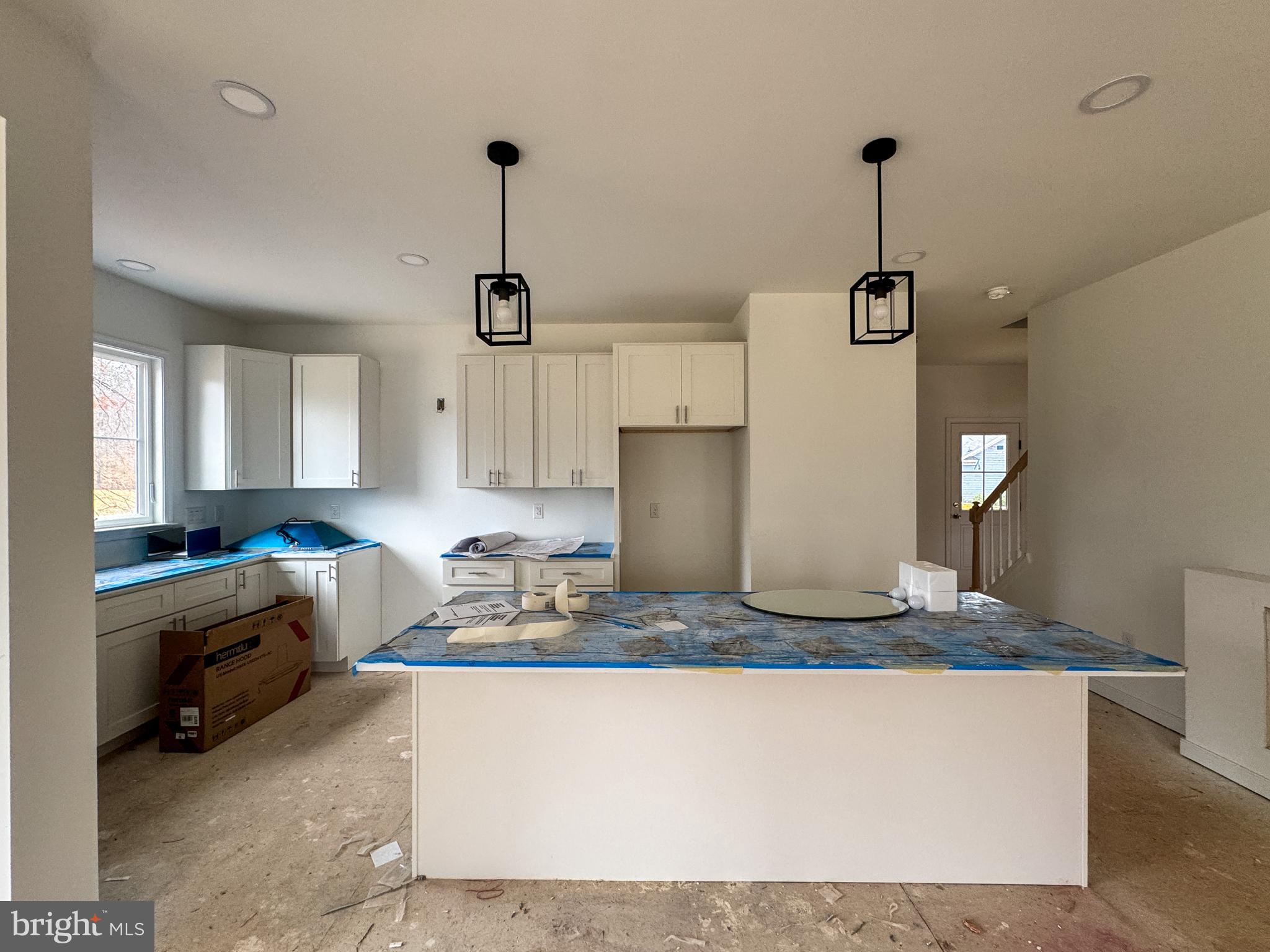 NOAH'S LANDING - Residential