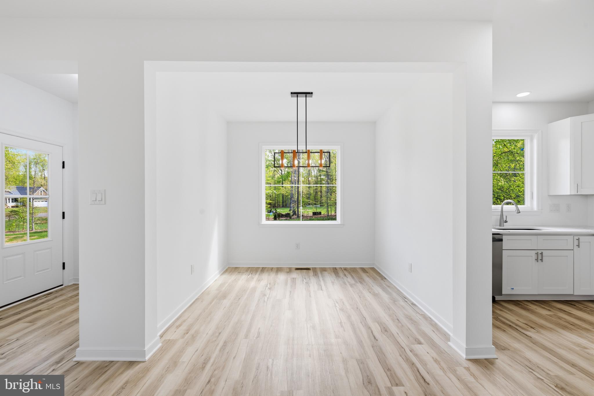 NOAH'S LANDING - Residential