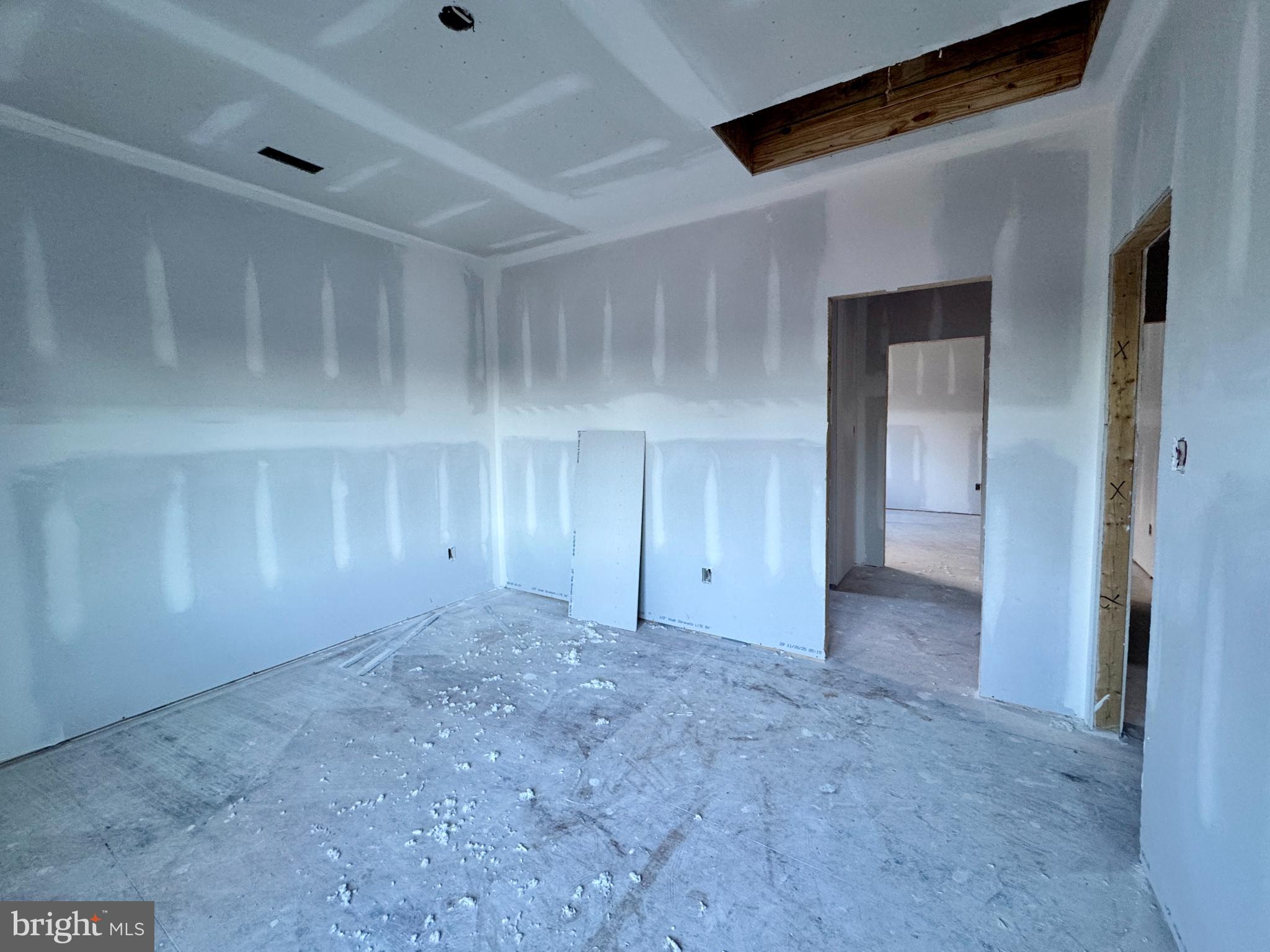 NOAH'S LANDING - Residential