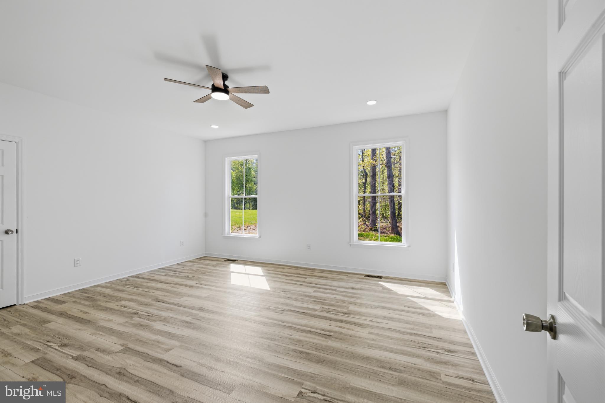 NOAH'S LANDING - Residential