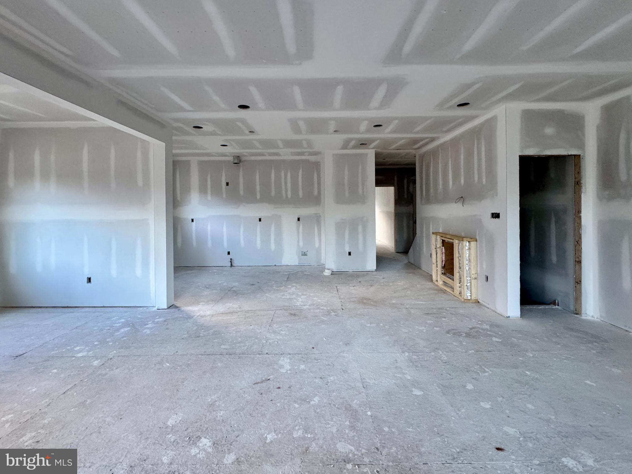 NOAH'S LANDING - Residential