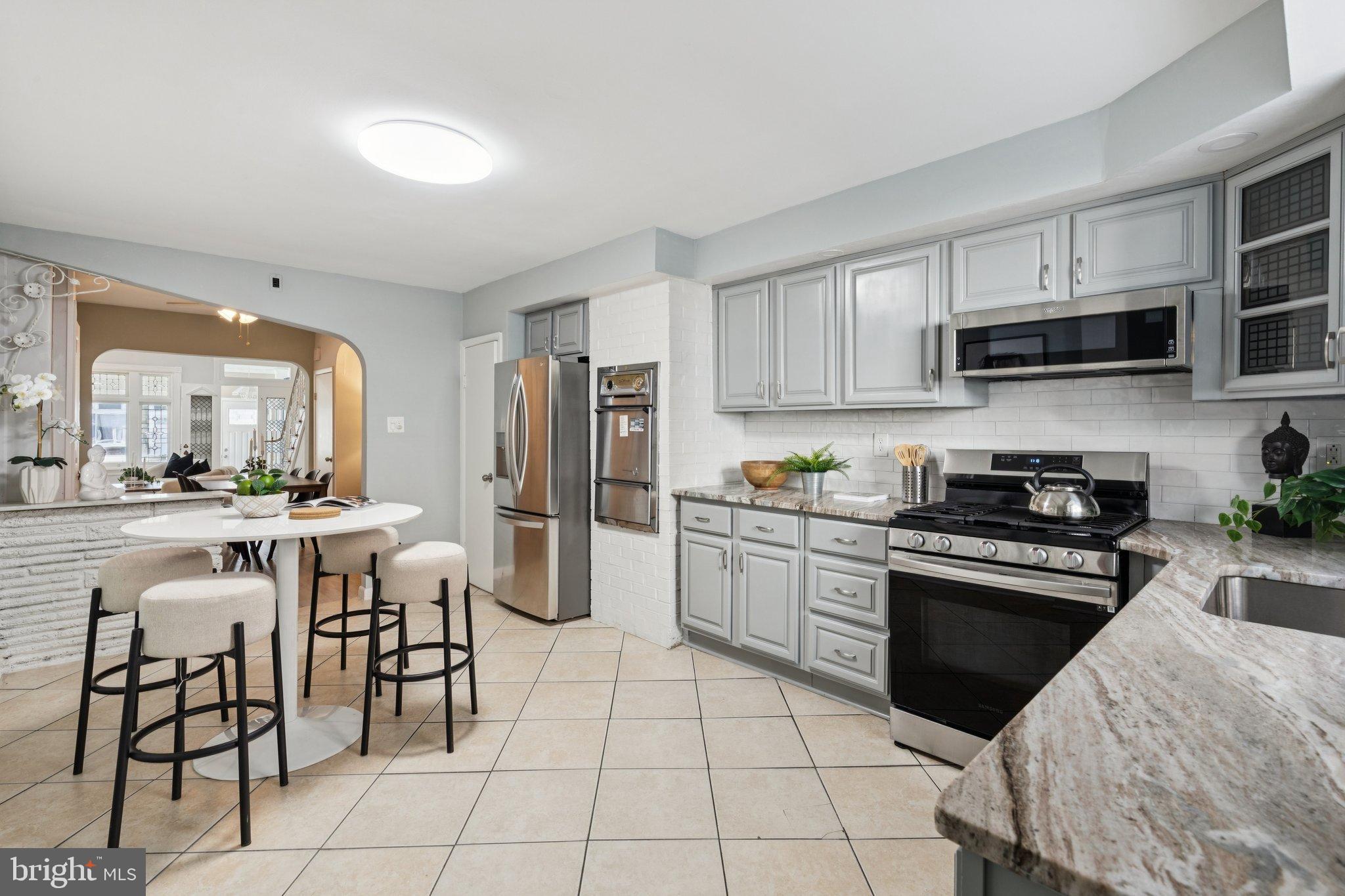 WEST PASSYUNK - Residential