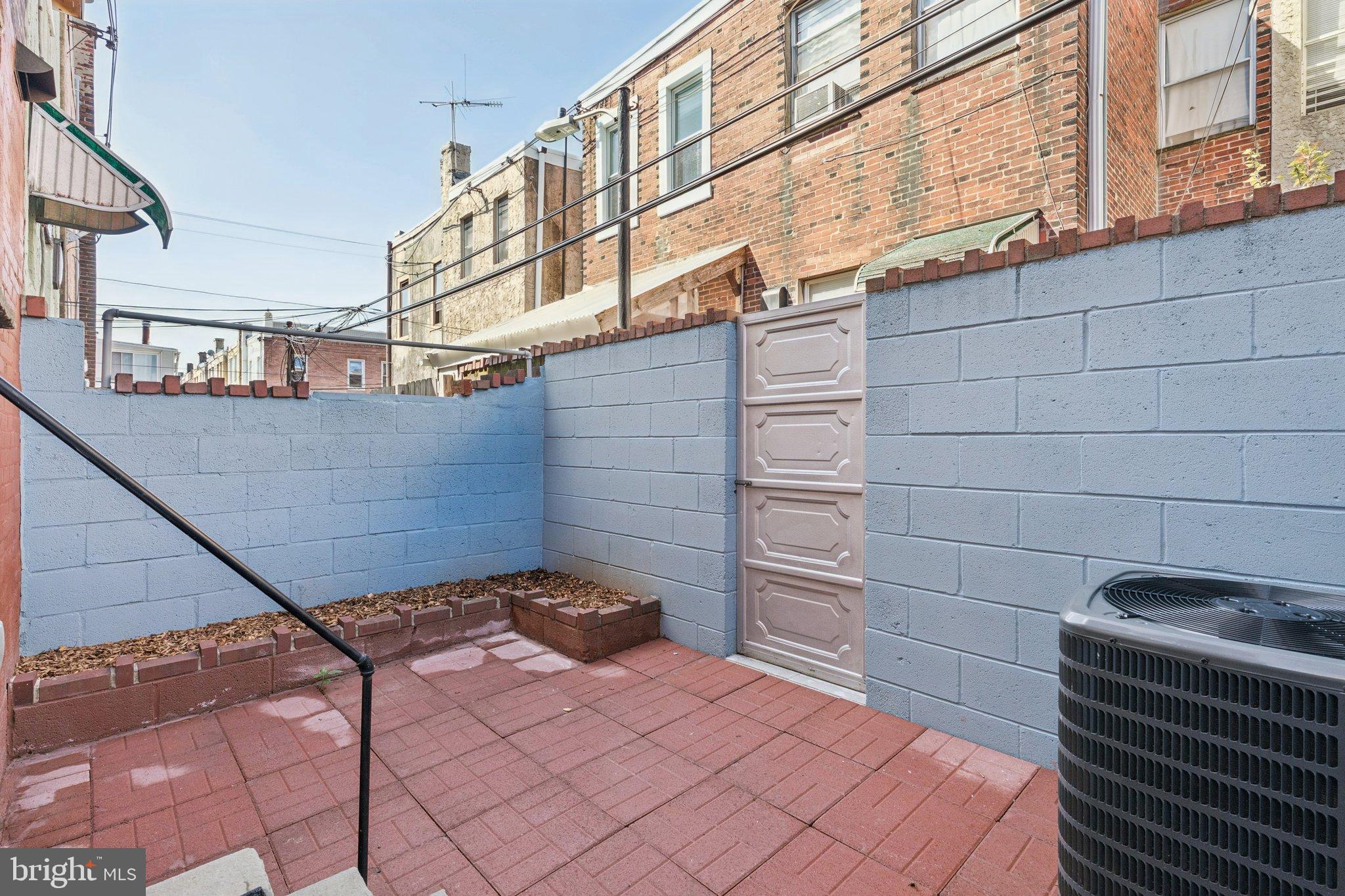 WEST PASSYUNK - Residential