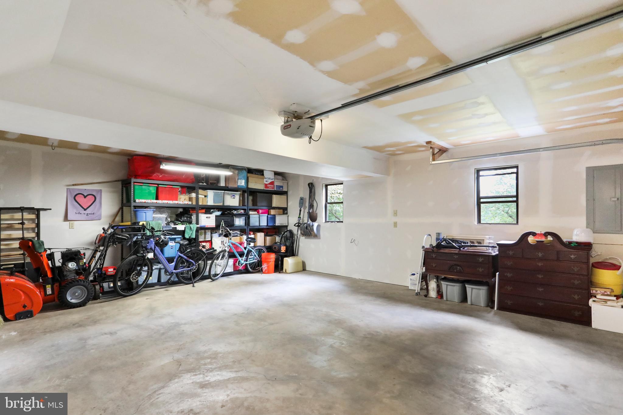 THE WOODS - Residential