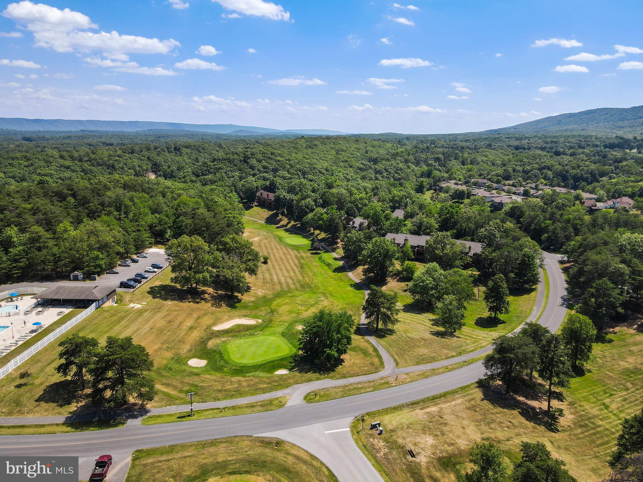 THE WOODS - Residential