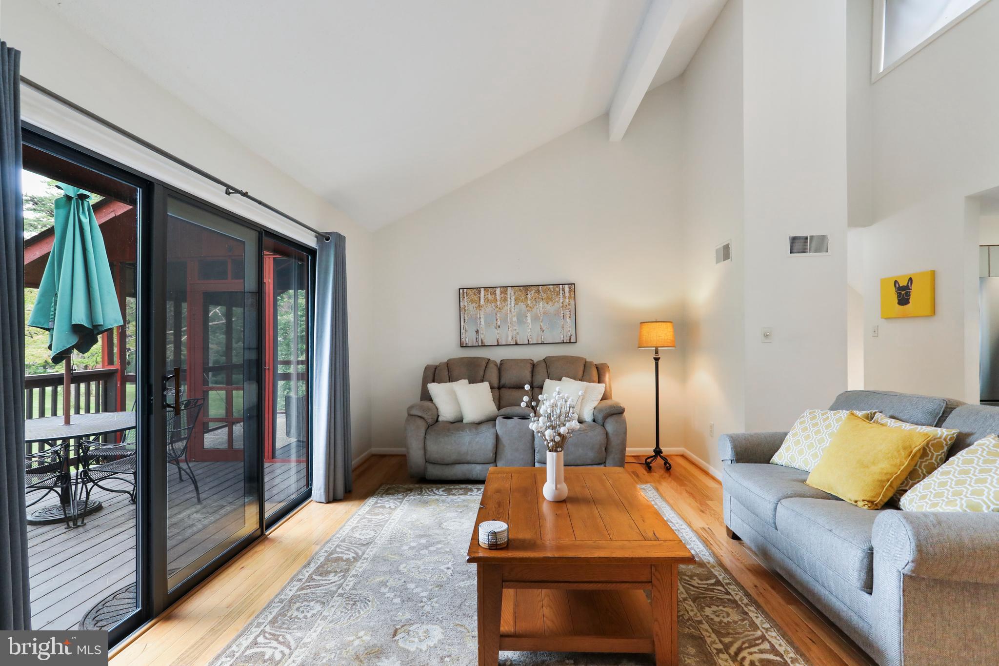 THE WOODS - Residential