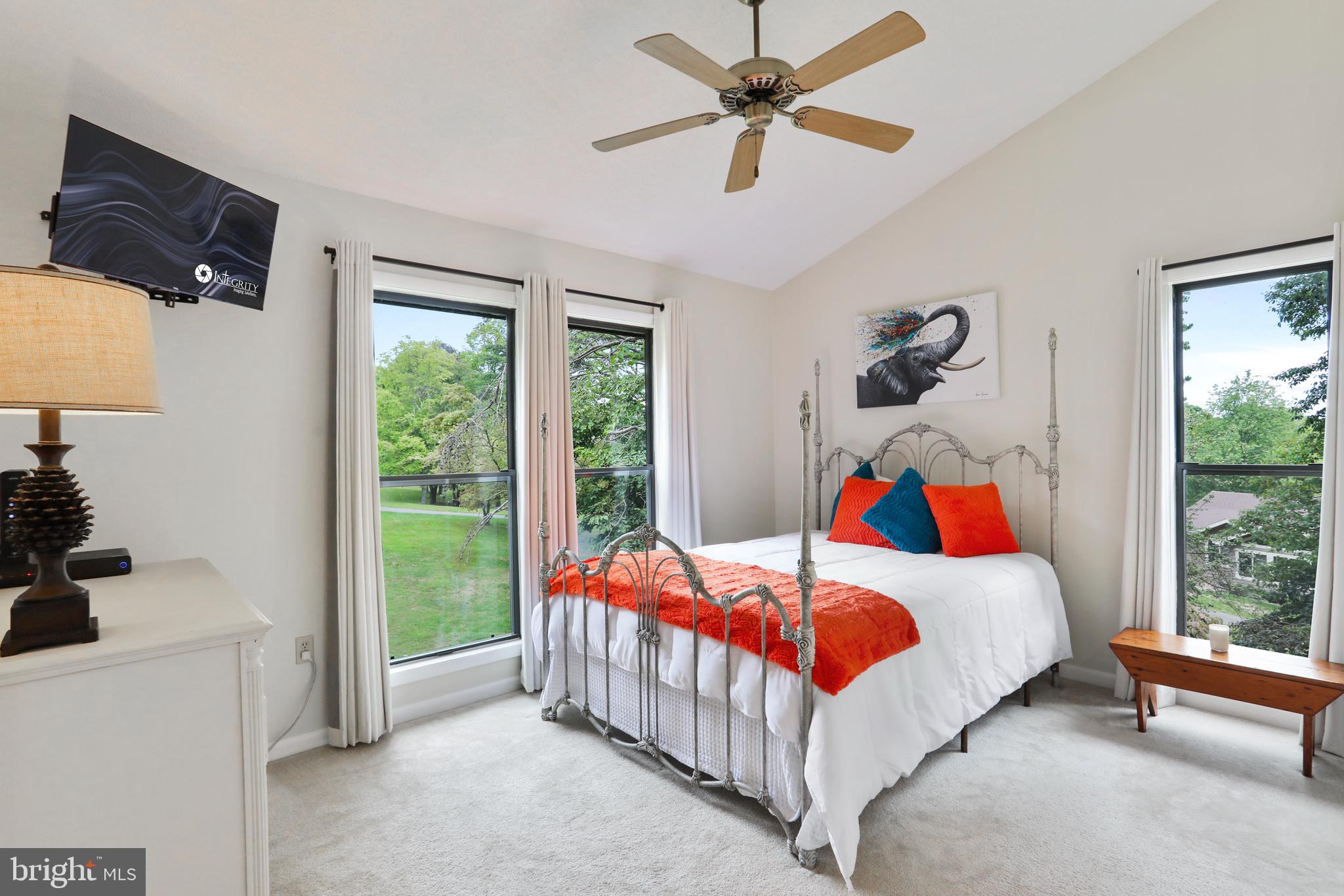 THE WOODS - Residential