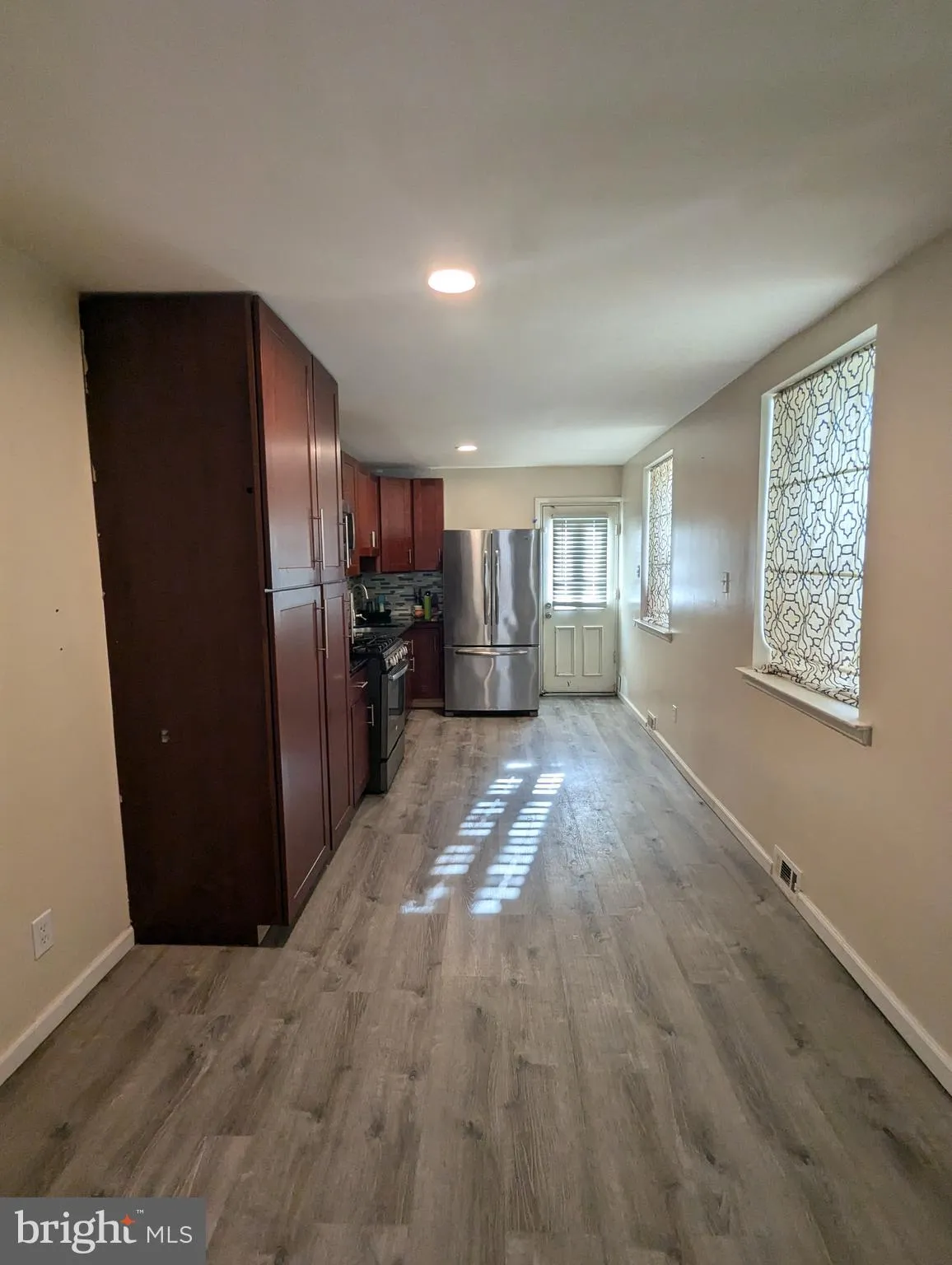 Philadelphia, Pennsylvania 19121, United States, 5 Bedrooms Bedrooms, ,3 BathroomsBathrooms,Residential,Pending,20622